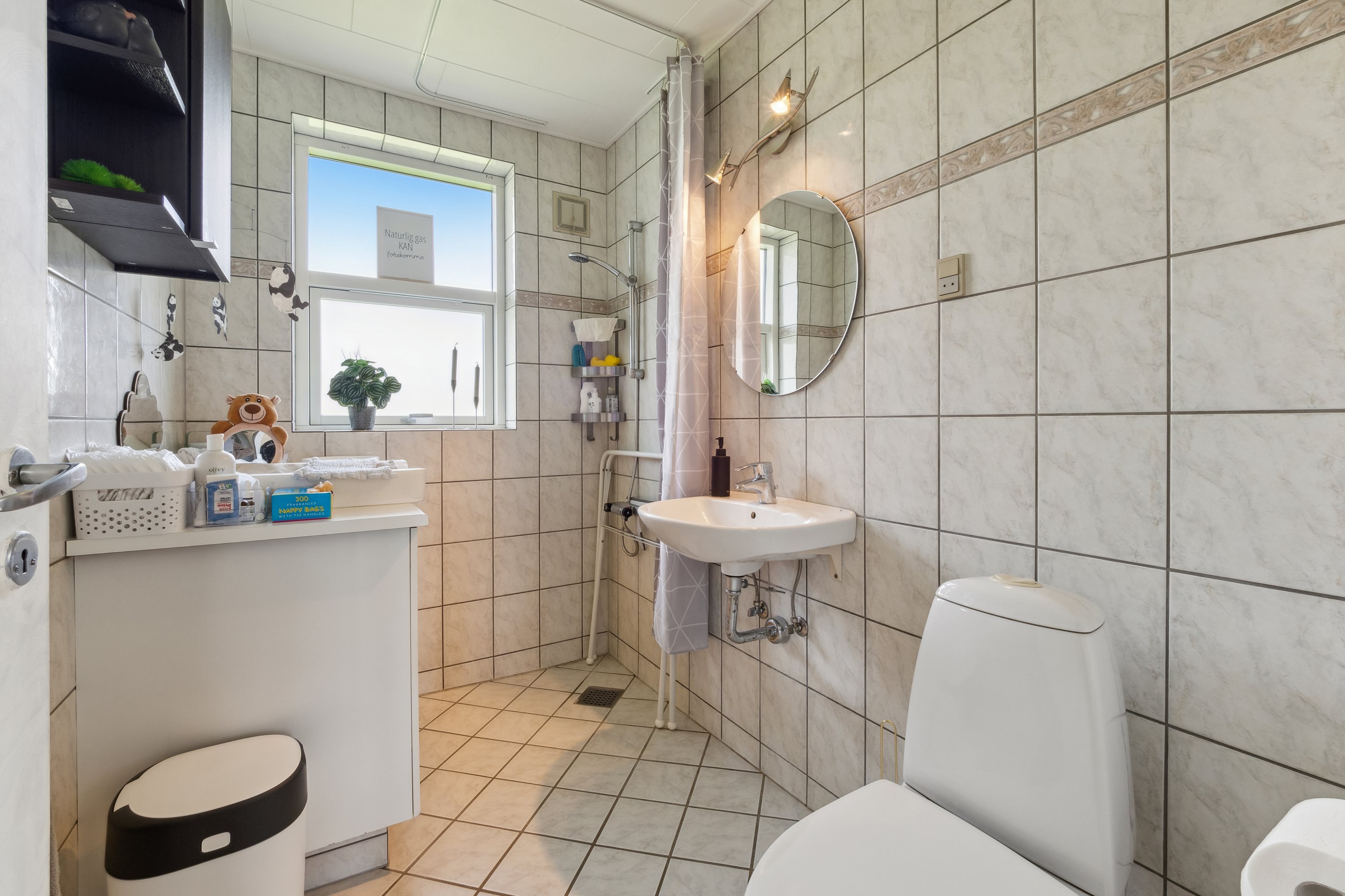 Fremhævet badeværelse billede i fuldskærmstilstand. Billede af Landlystvej 1, Vodstrup, 7900 Nykøbing M