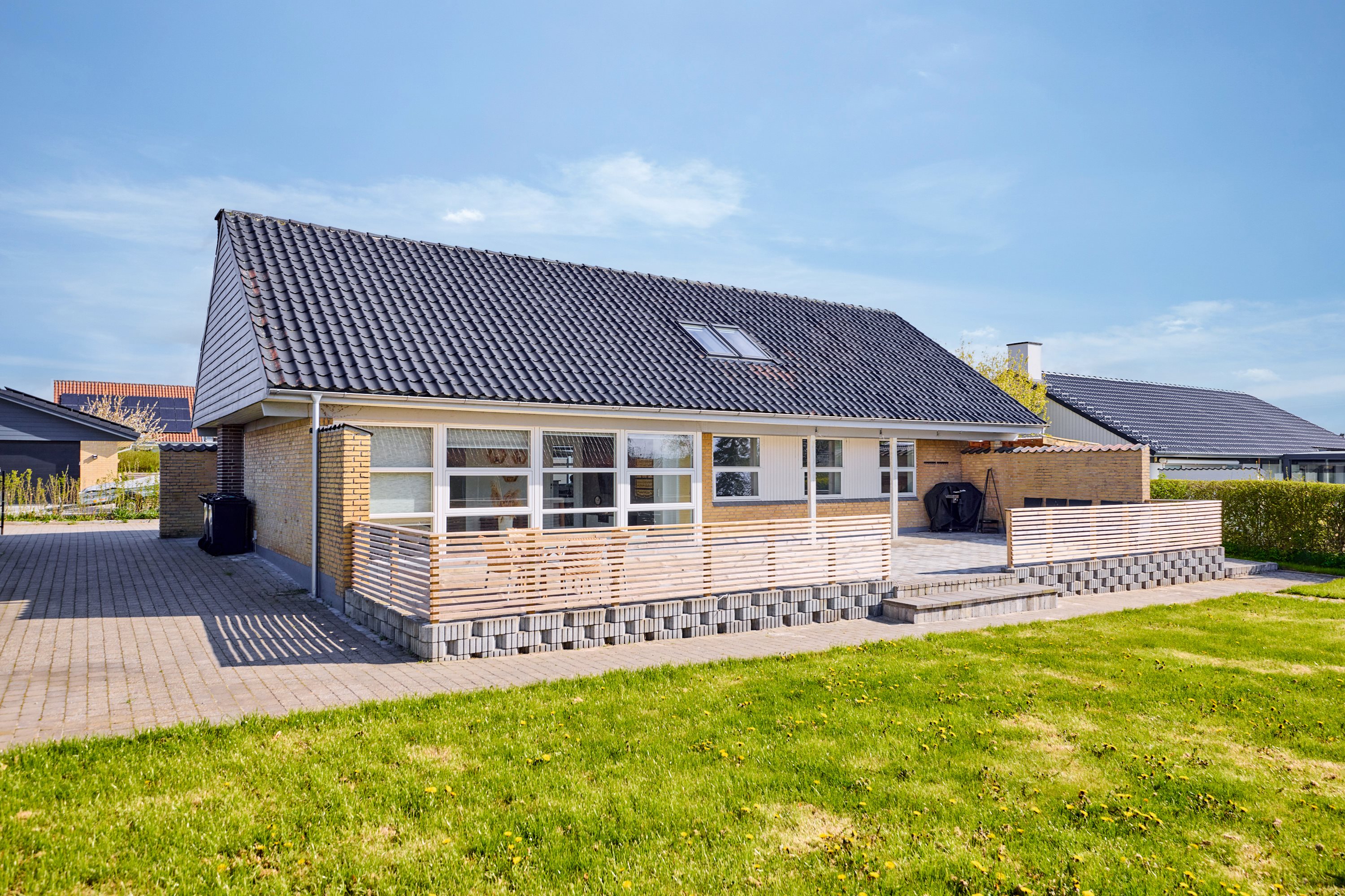 Fremhævet have billede i fuldskærmstilstand. Billede af Halmøvænget 38, True, 8381 Tilst