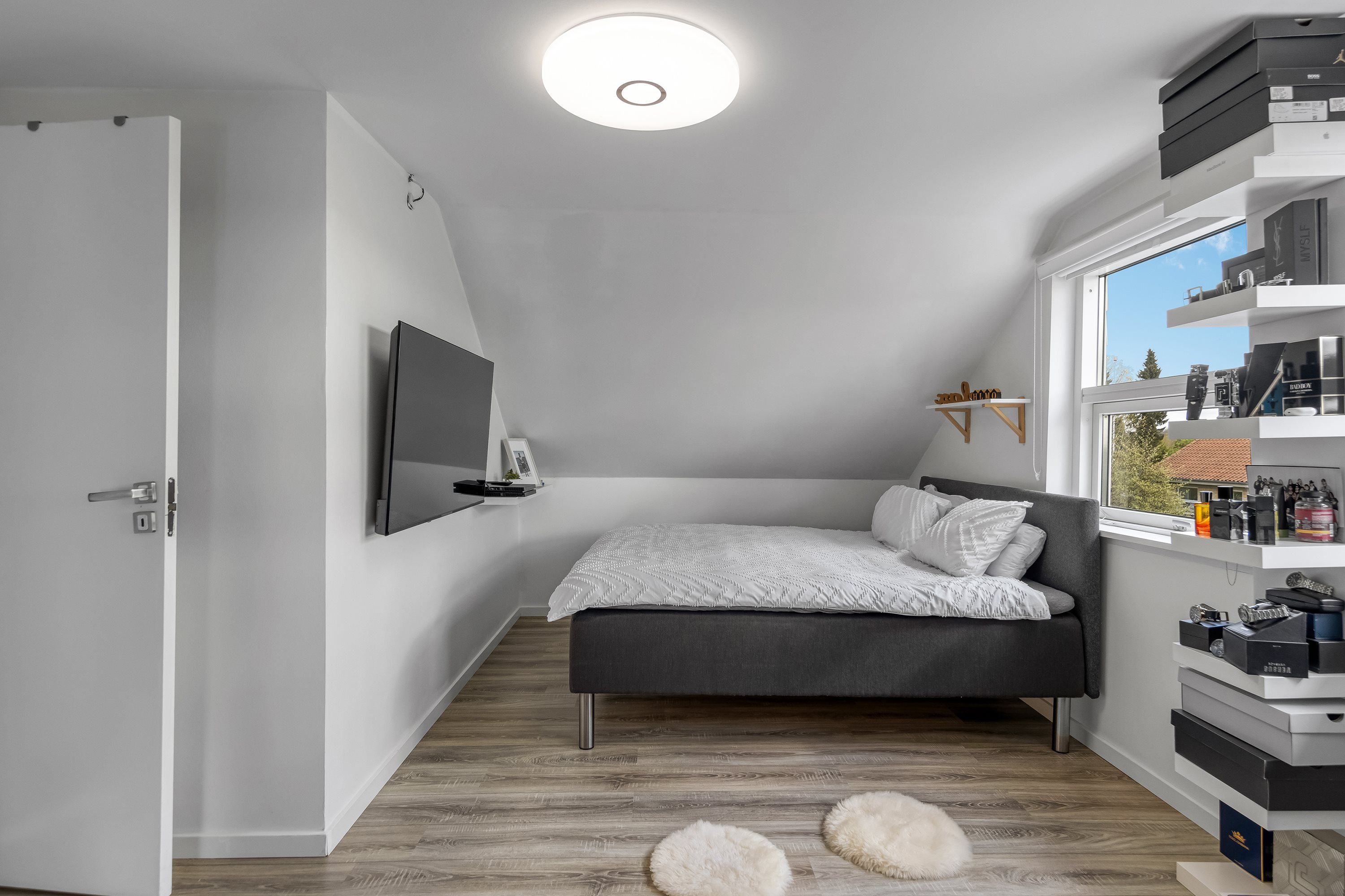 Fremhævet værelse billede i fuldskærmstilstand. Billede af Halmøvænget 38, True, 8381 Tilst