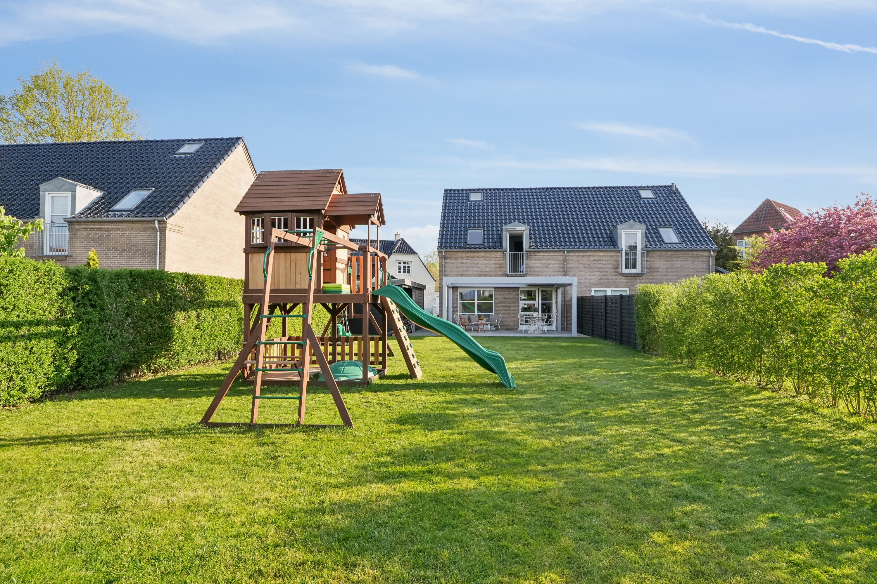 Fremhævet set fra haven billede i fuldskærmstilstand. Billede af Vibevej 1C, 5000 Odense C