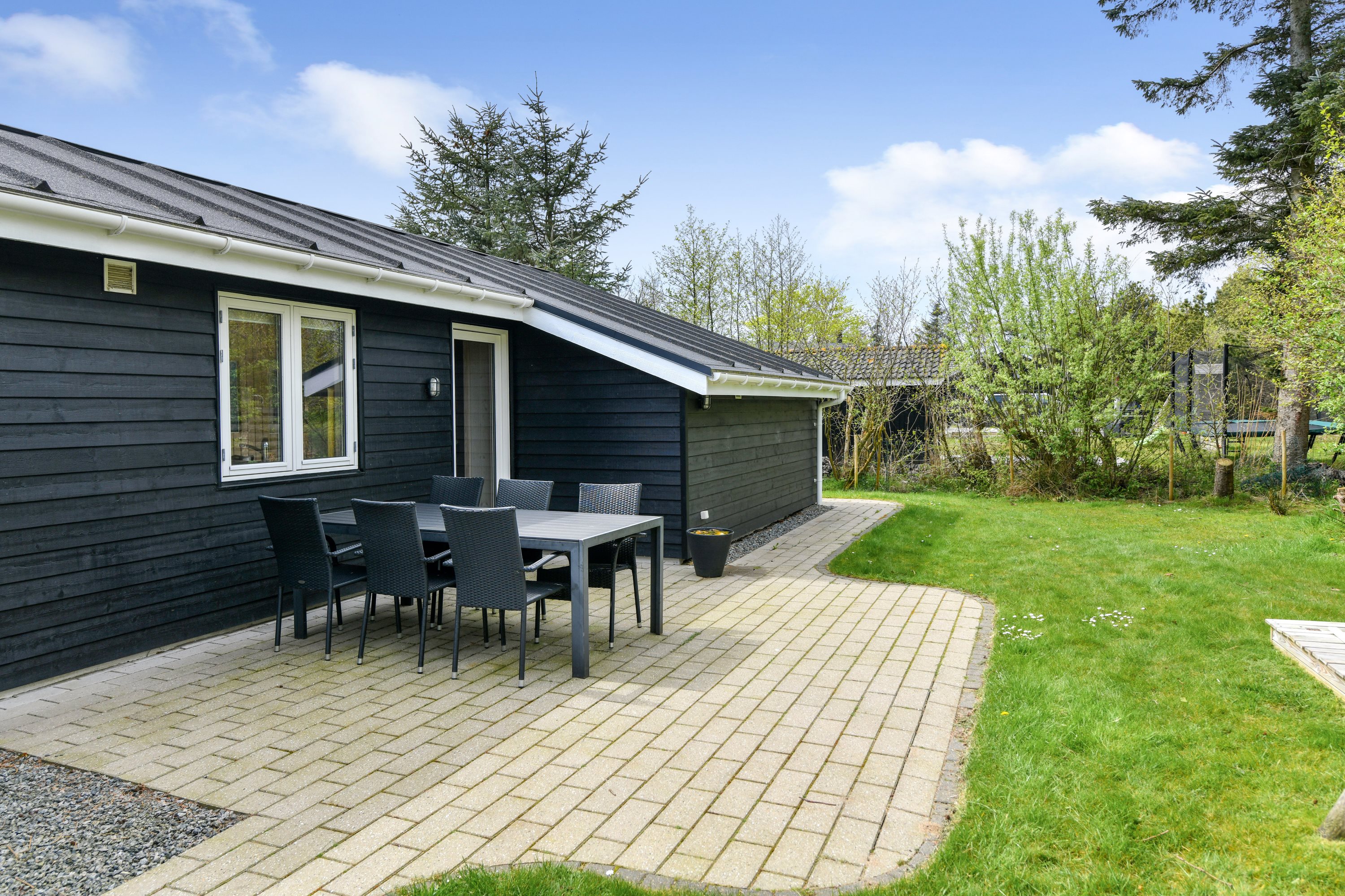 Fremhævet terrasse billede i fuldskærmstilstand. Billede af Grønnevænget 18, 6857 Blåvand