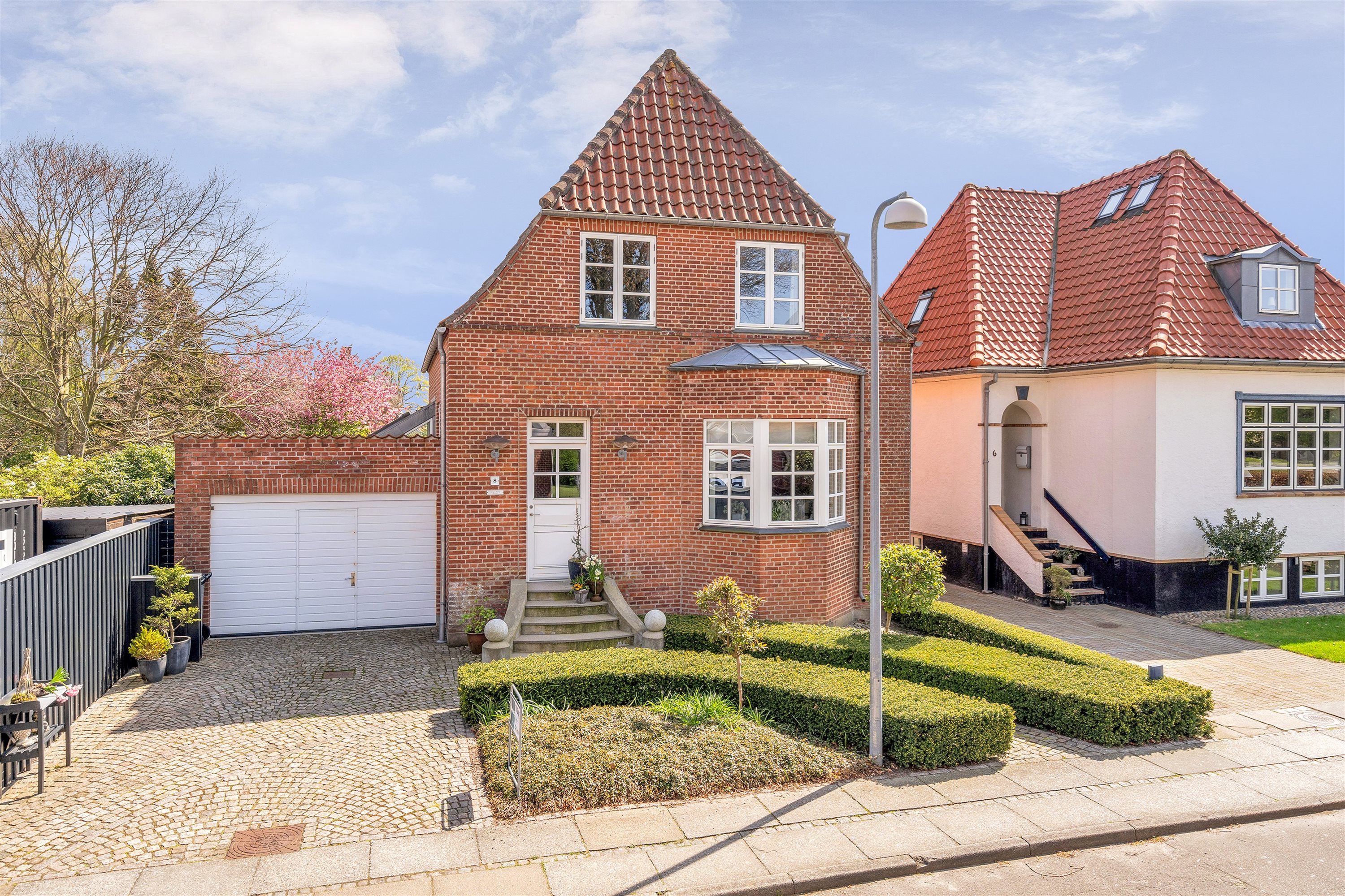 Fremhævet ejendommen billede i fuldskærmstilstand. Billede af Elmealle 8, 6800 Varde