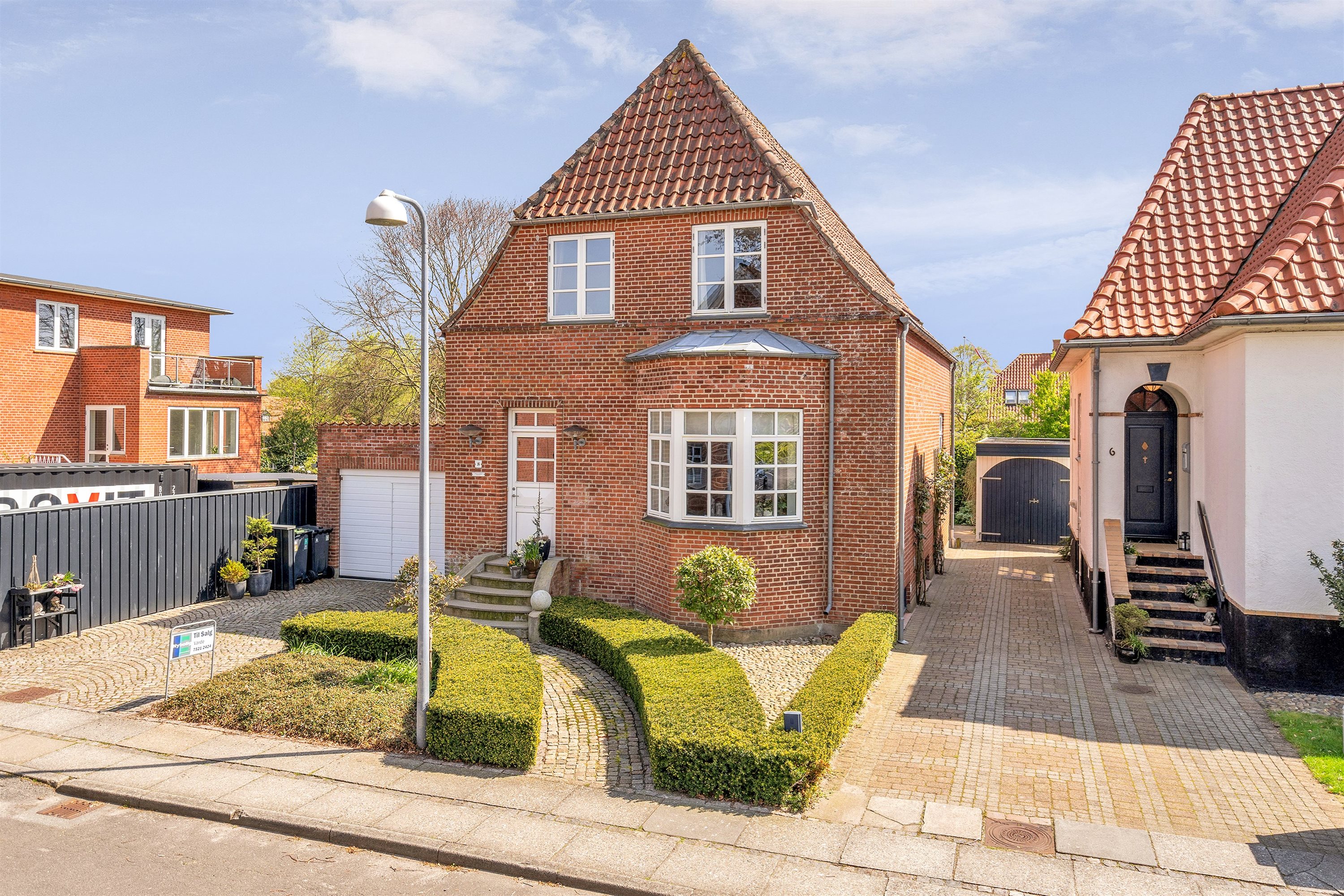 Fremhævet ejendommen billede i fuldskærmstilstand. Billede af Elmealle 8, 6800 Varde