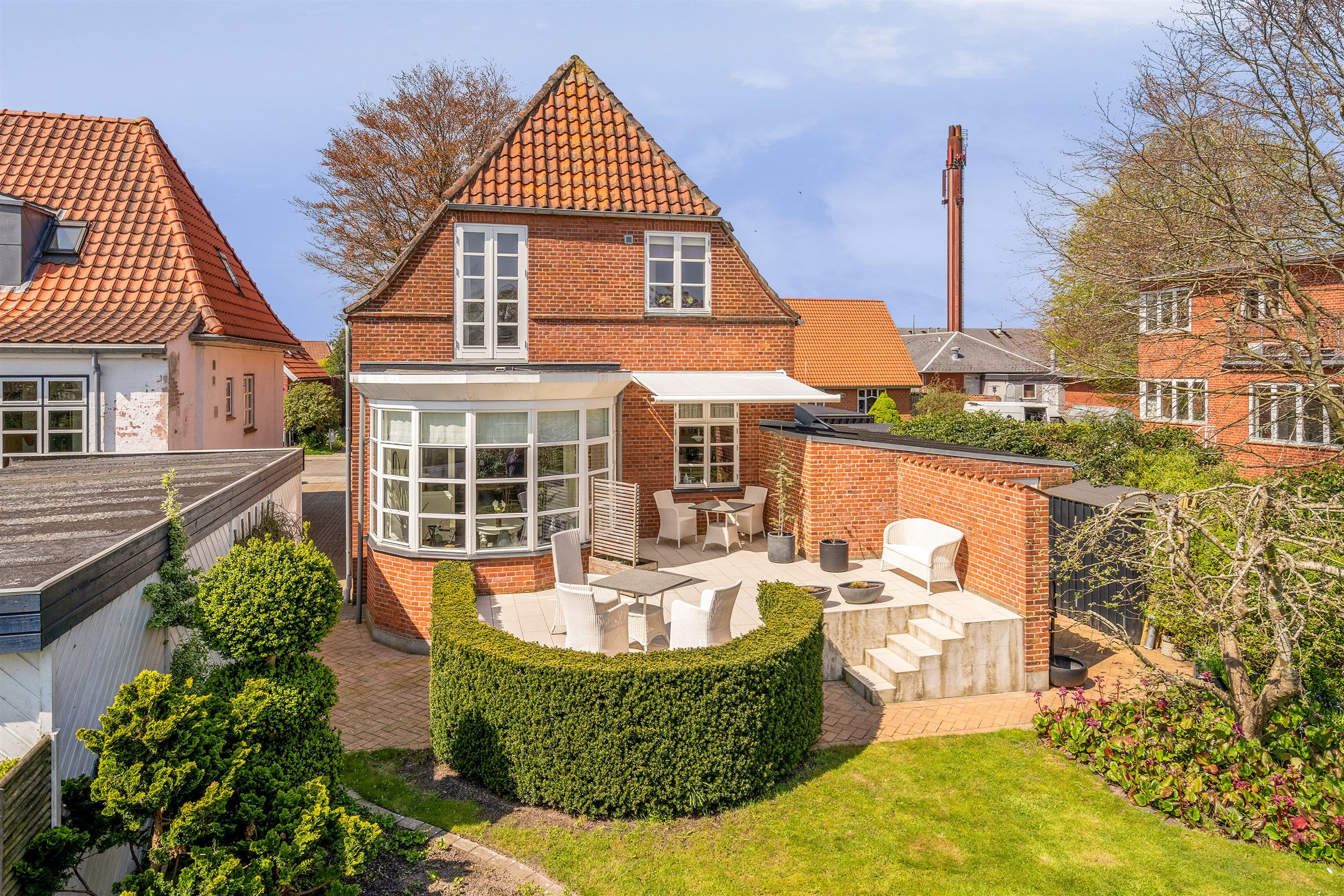 Fremhævet ejendommen billede i fuldskærmstilstand. Billede af Elmealle 8, 6800 Varde