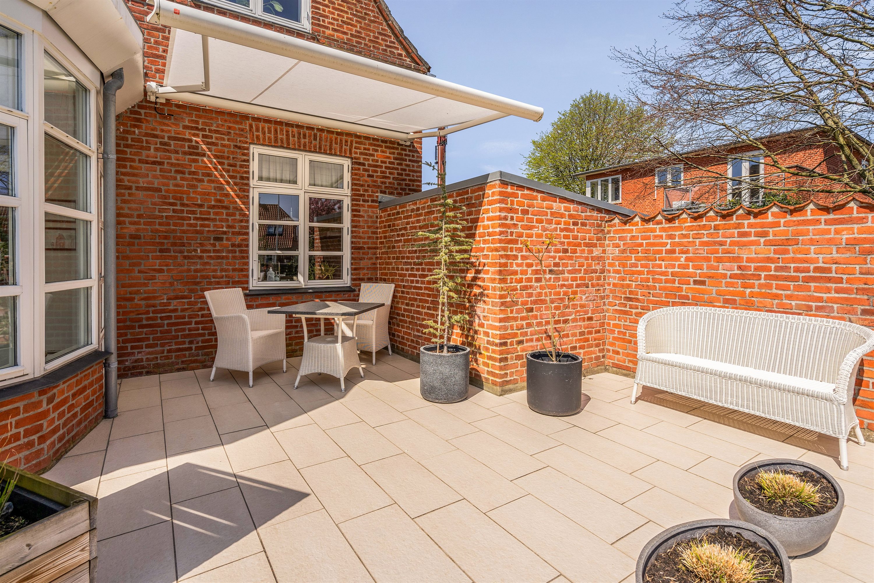 Fremhævet terrasse billede i fuldskærmstilstand. Billede af Elmealle 8, 6800 Varde