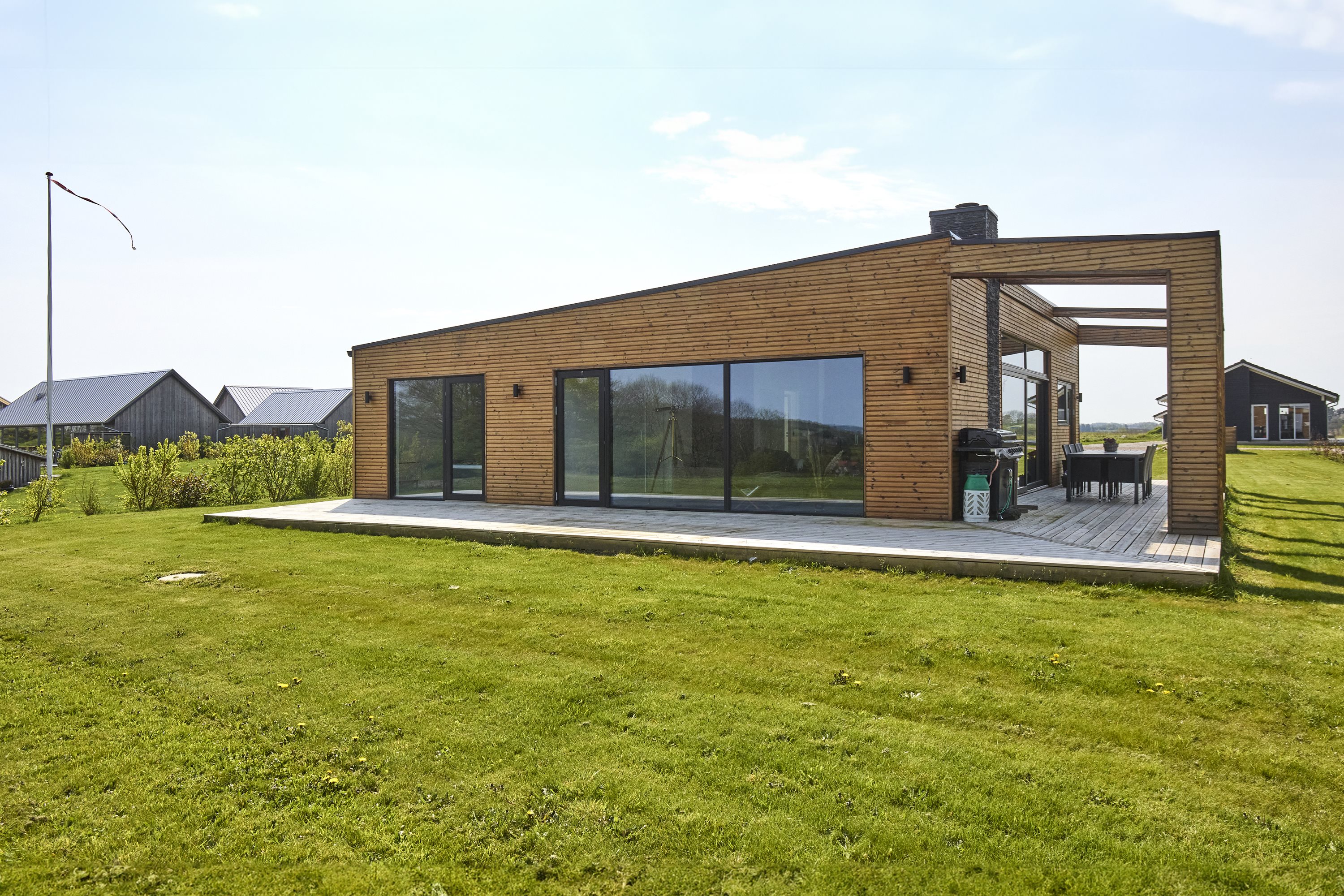 Fremhævet ejendommen billede i fuldskærmstilstand. Billede af Isfuglebakken 3, Hjarbæk, 8831 Løgstrup