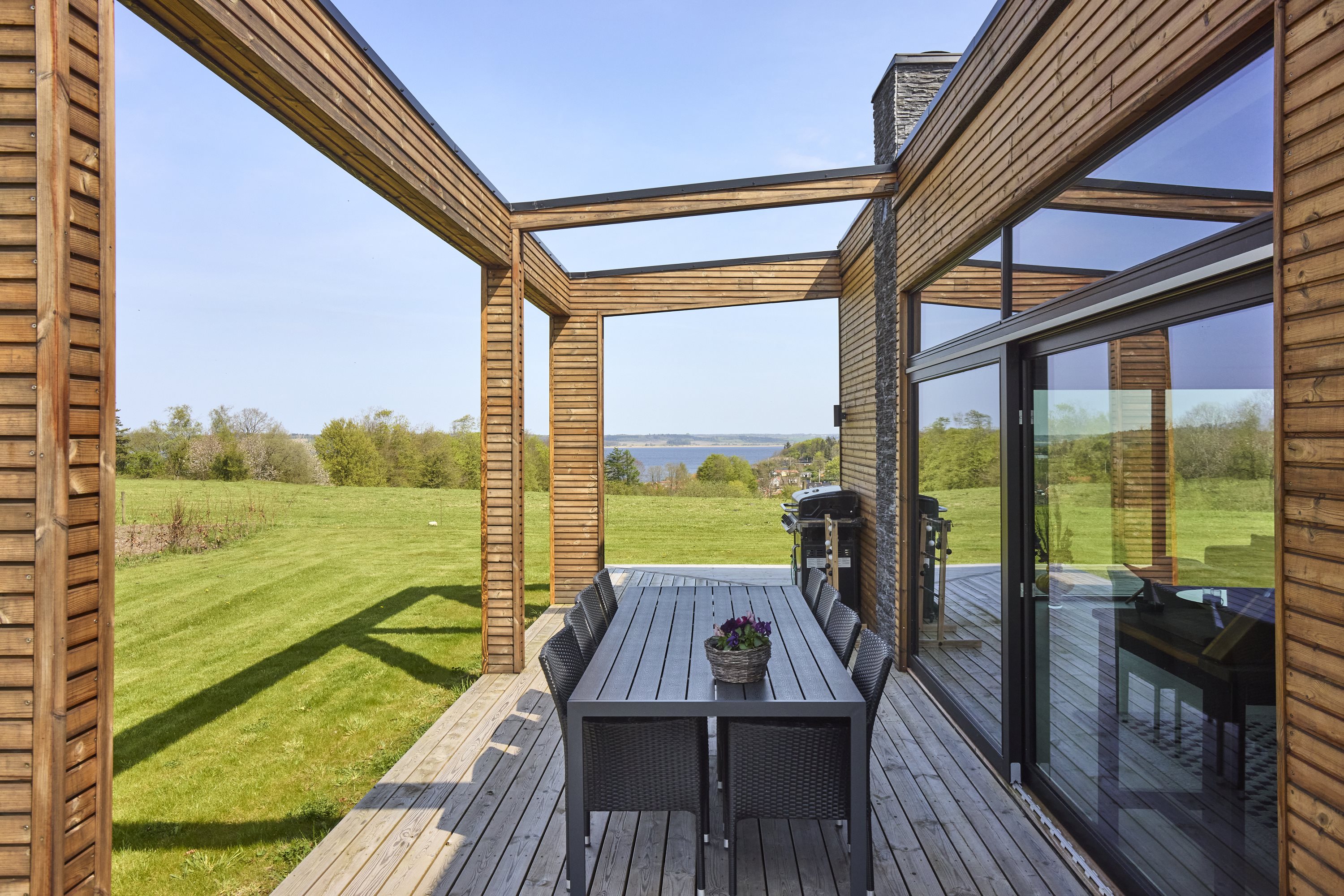 Miniaturebillede 2: ejendommen. Billede af Isfuglebakken 3, Hjarbæk, 8831 Løgstrup