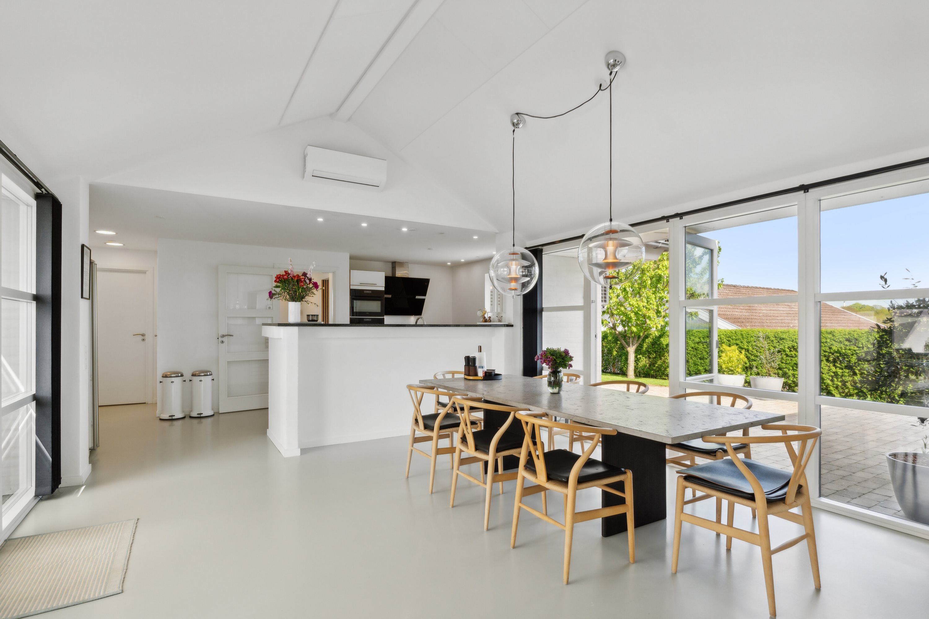 Fremhævet spisestue billede i fuldskærmstilstand. Billede af Brunbjergparken 89, Løjt Kirkeby, 6200 Aabenraa