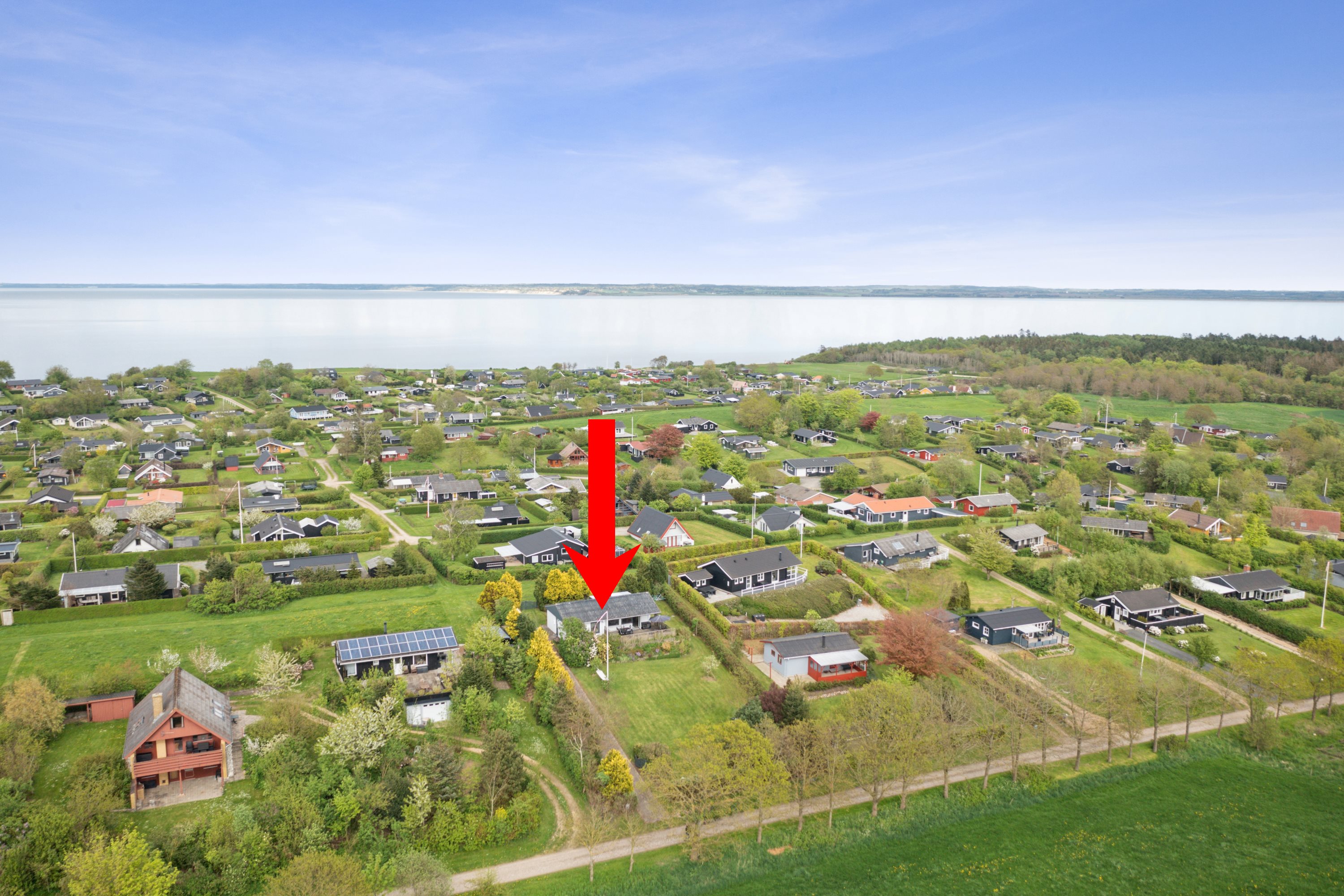 Fremhævet luftfoto billede i fuldskærmstilstand. Billede af Markvej 15, Eskov, 7870 Roslev