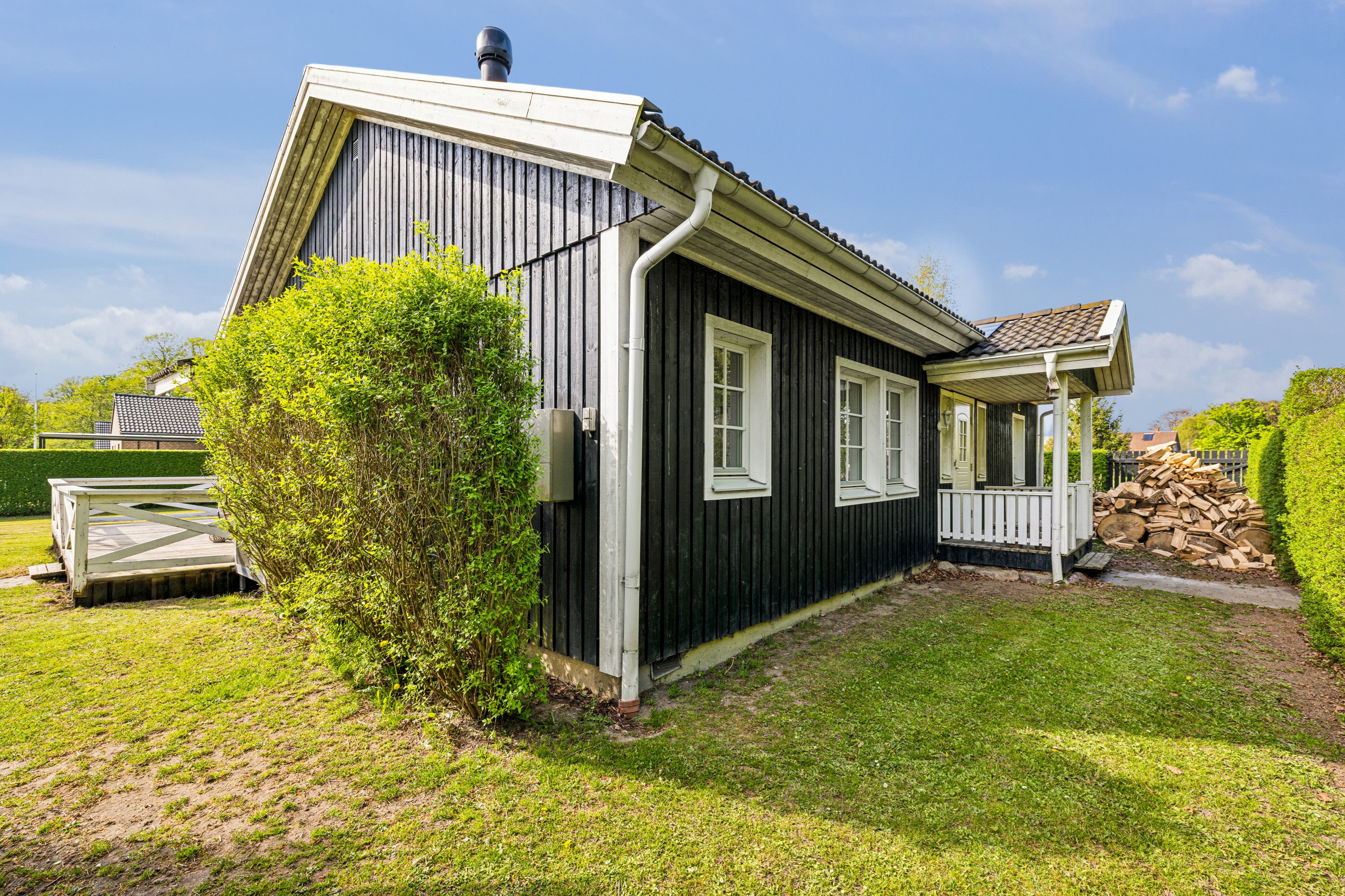 Fremhævet ejendom 1 billede i fuldskærmstilstand. Billede af Kløvervangen 18, Lime, 8544 Mørke