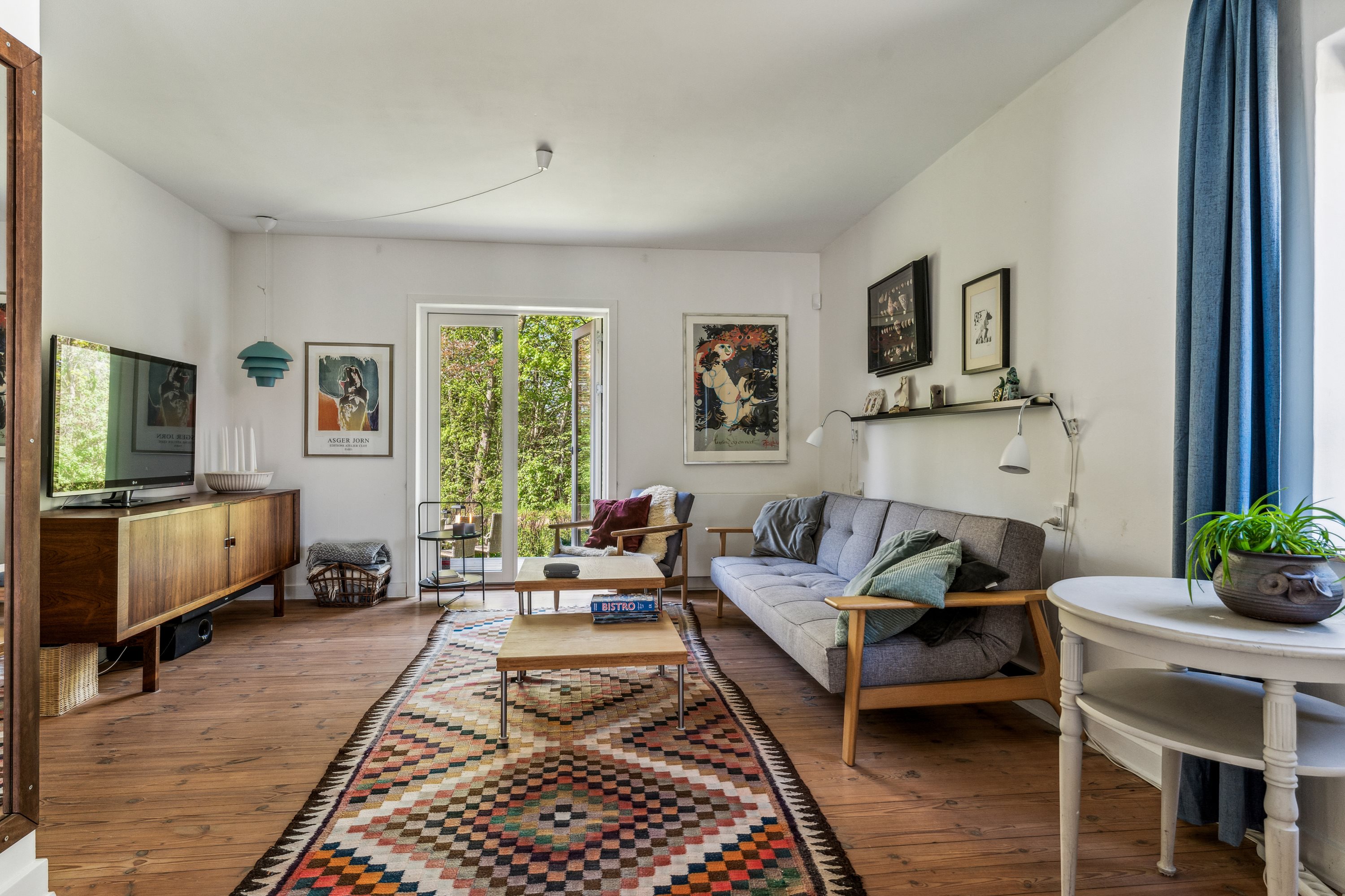 Fremhævet stue billede i fuldskærmstilstand. Billede af Skovvejen 29, 8850 Bjerringbro