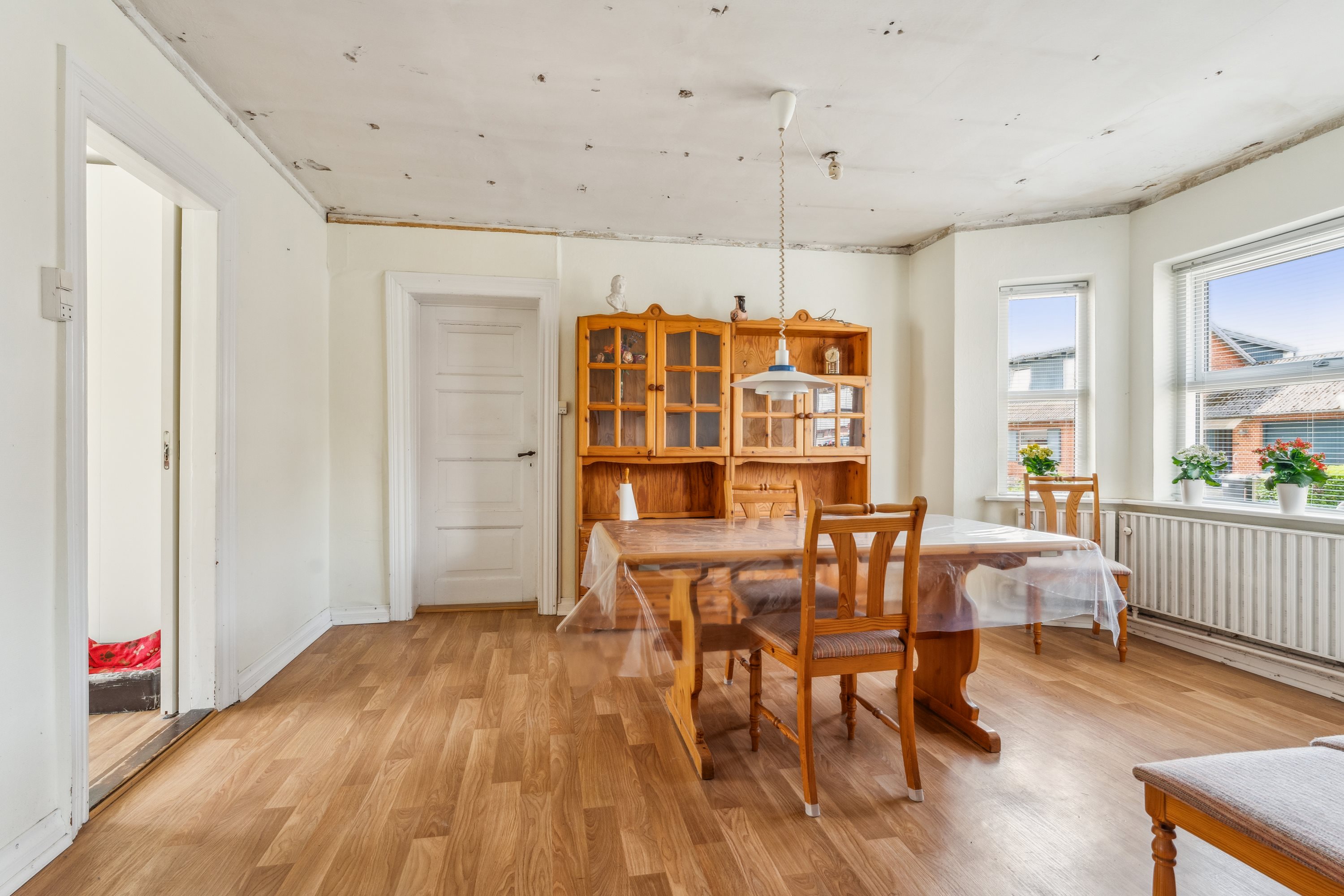 Fremhævet stue billede i fuldskærmstilstand. Billede af Kræmmervejen 3, Vellev, 8860 Ulstrup