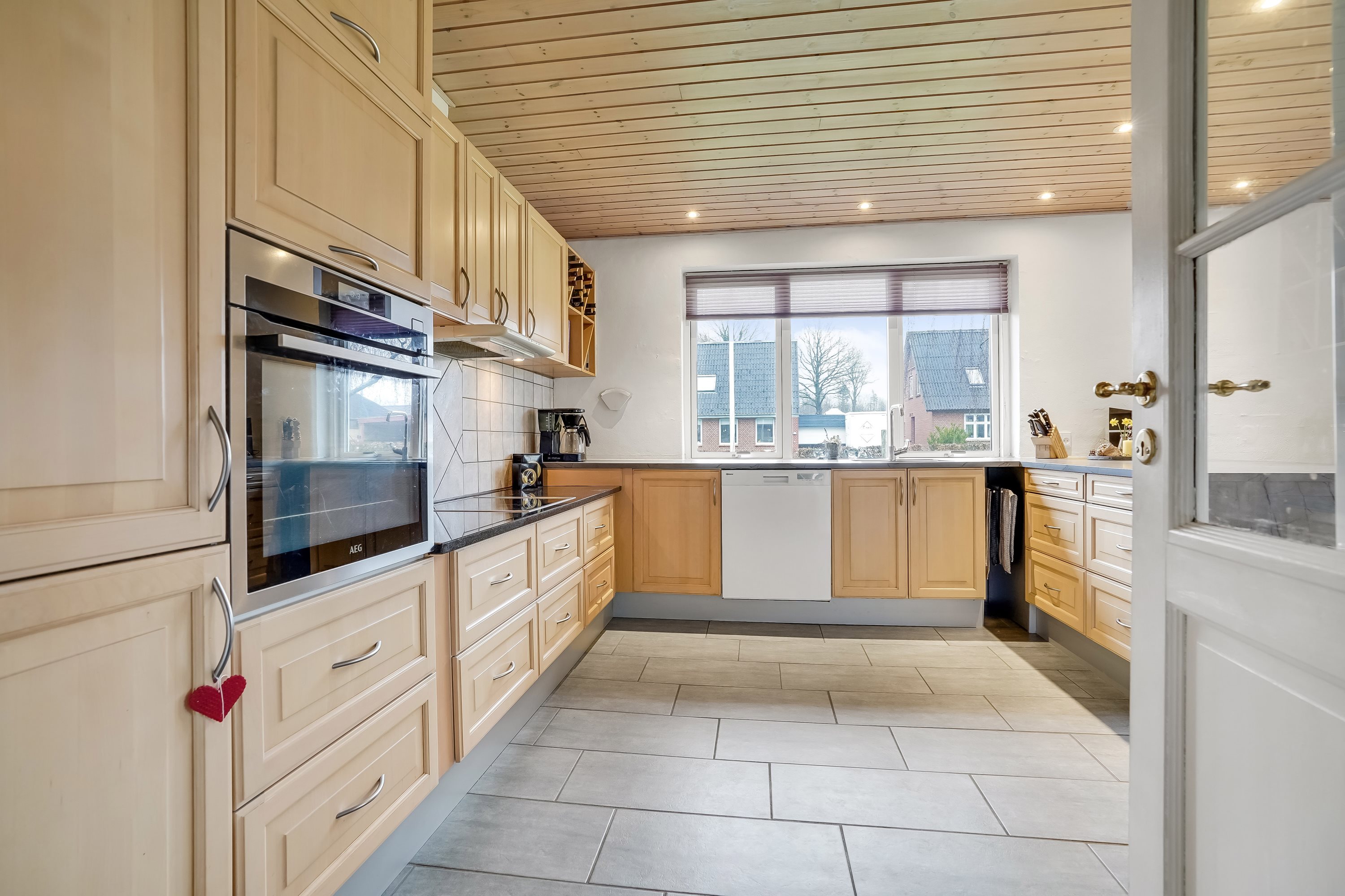 Miniaturebillede 2: køkken. Billede af Vindelevvej 13, Vindelev, 7300 Jelling