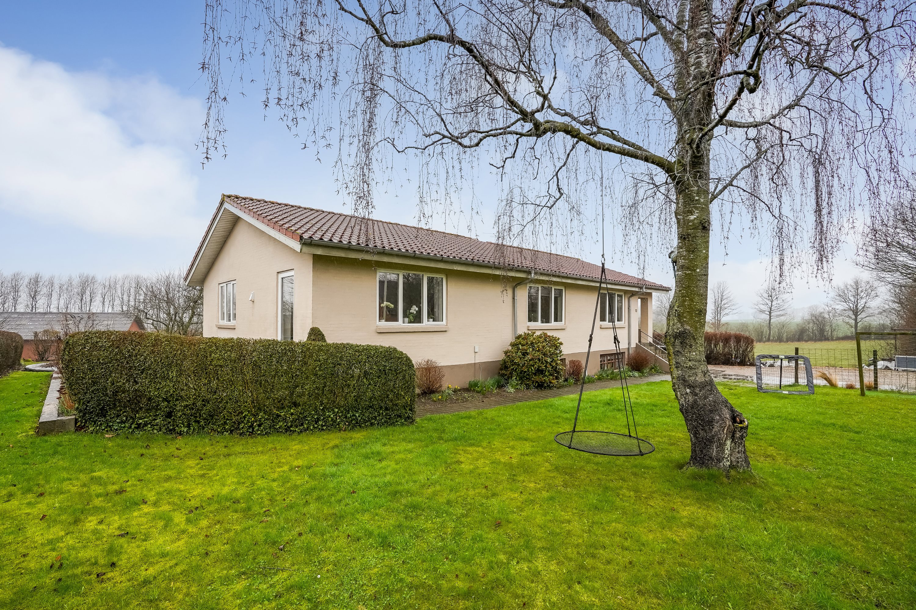 Fremhævet have billede i fuldskærmstilstand. Billede af Vindelevvej 13, Vindelev, 7300 Jelling