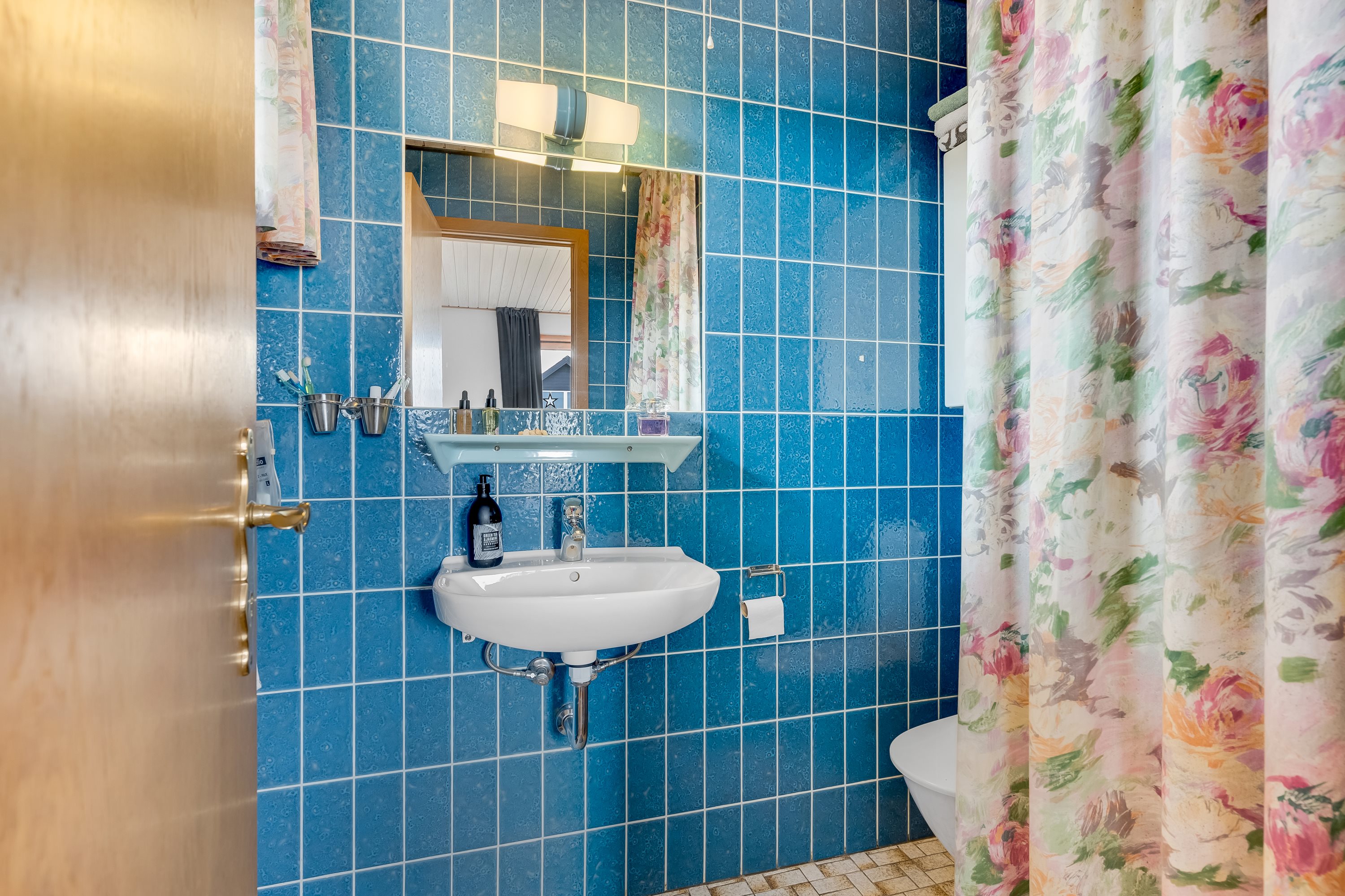 Fremhævet badeværelse billede i fuldskærmstilstand. Billede af Anholtvej 2, 7680 Thyborøn