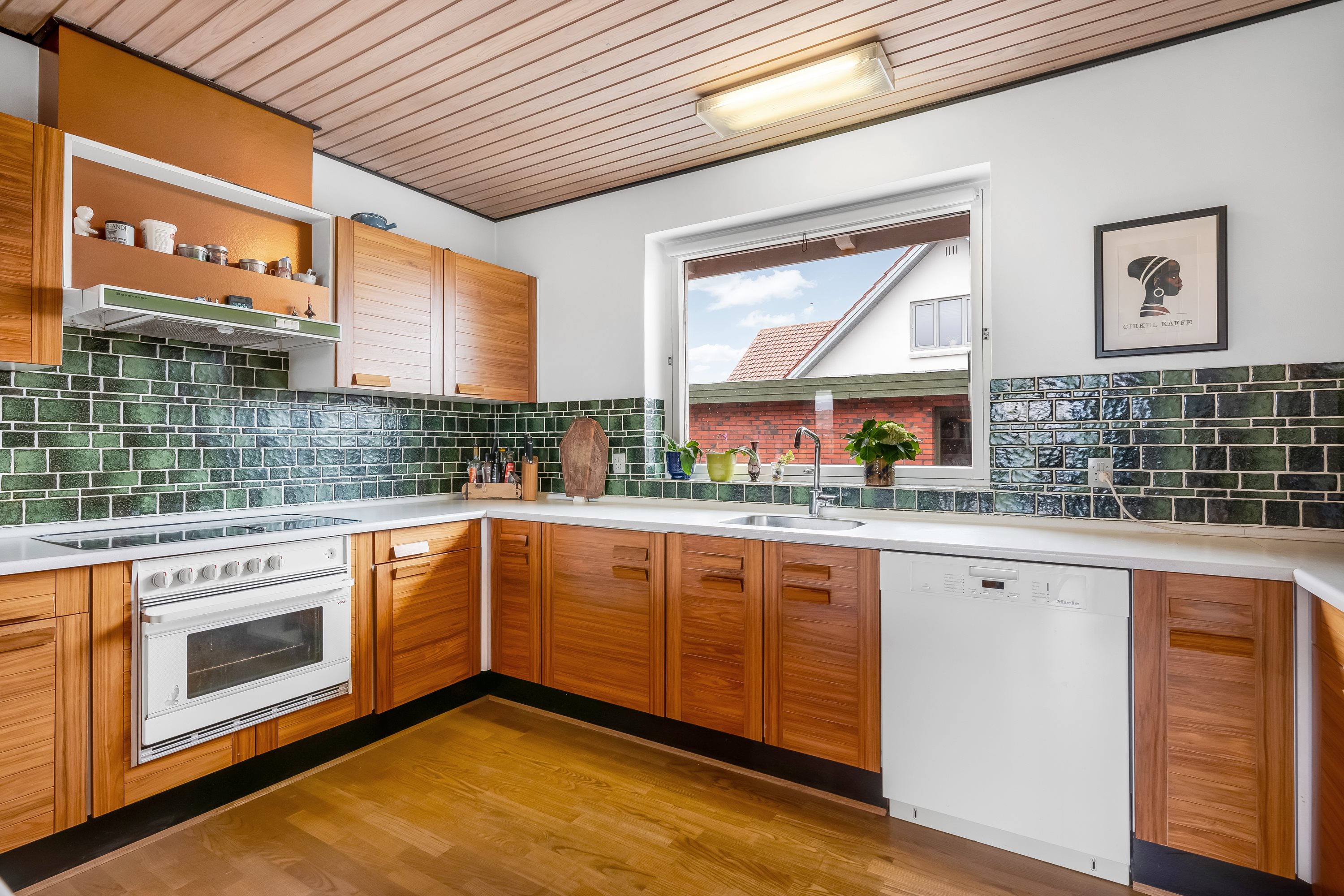 Fremhævet køkken billede i fuldskærmstilstand. Billede af Anholtvej 2, 7680 Thyborøn