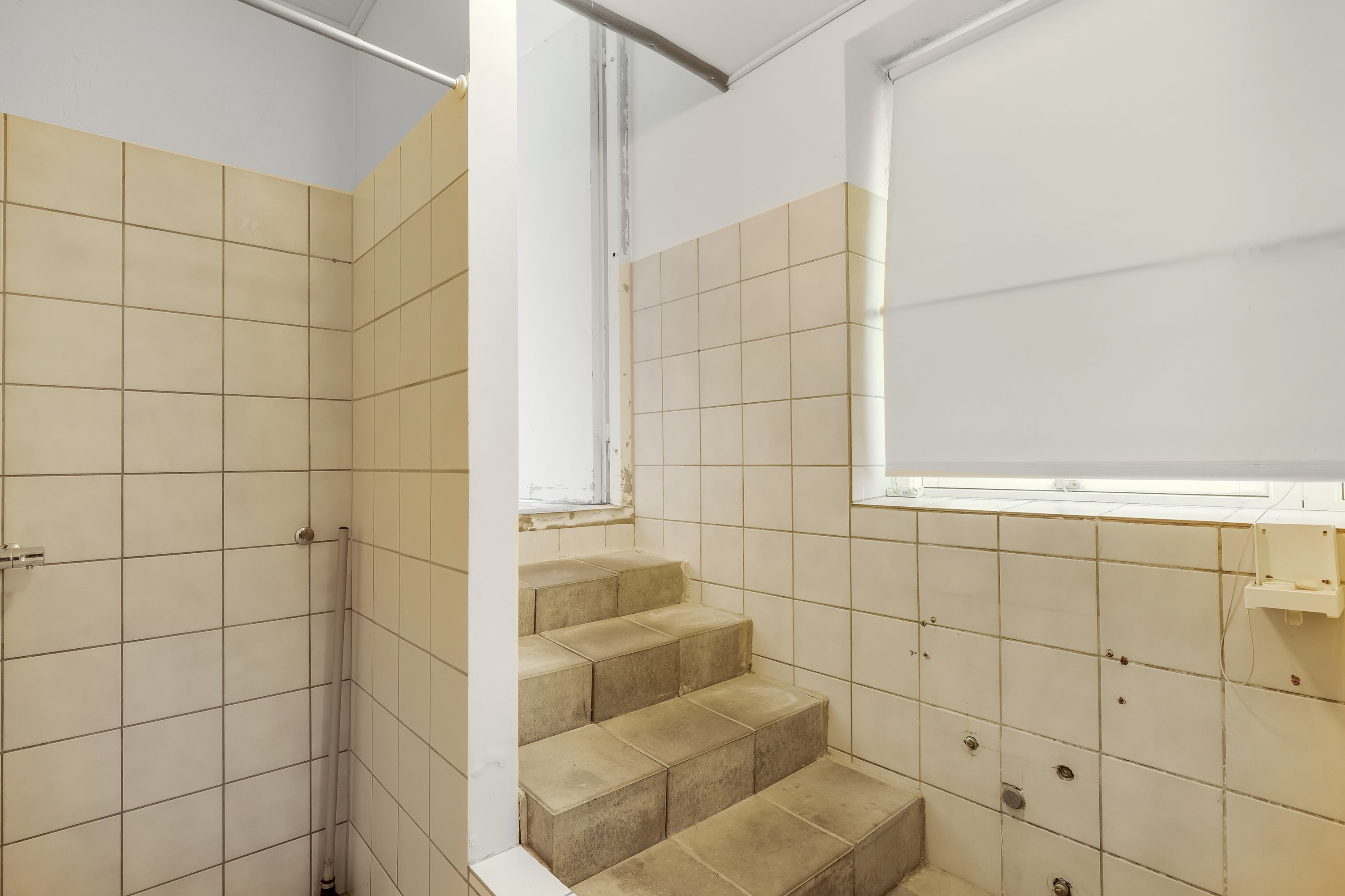 Fremhævet bad billede i fuldskærmstilstand. Billede af Langdalsvej 20, 8220 Brabrand