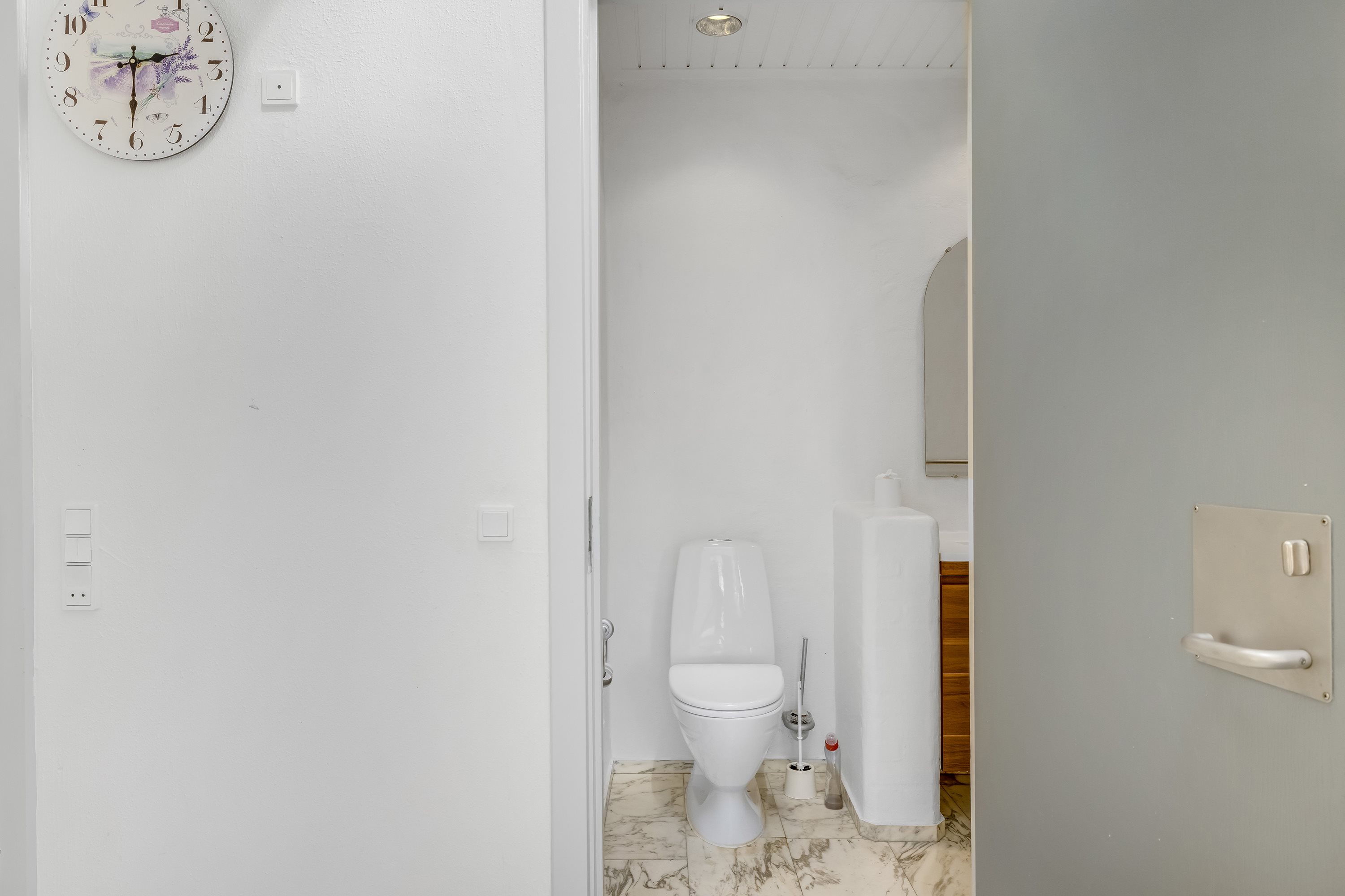 Fremhævet bad billede i fuldskærmstilstand. Billede af Langdalsvej 20, 8220 Brabrand