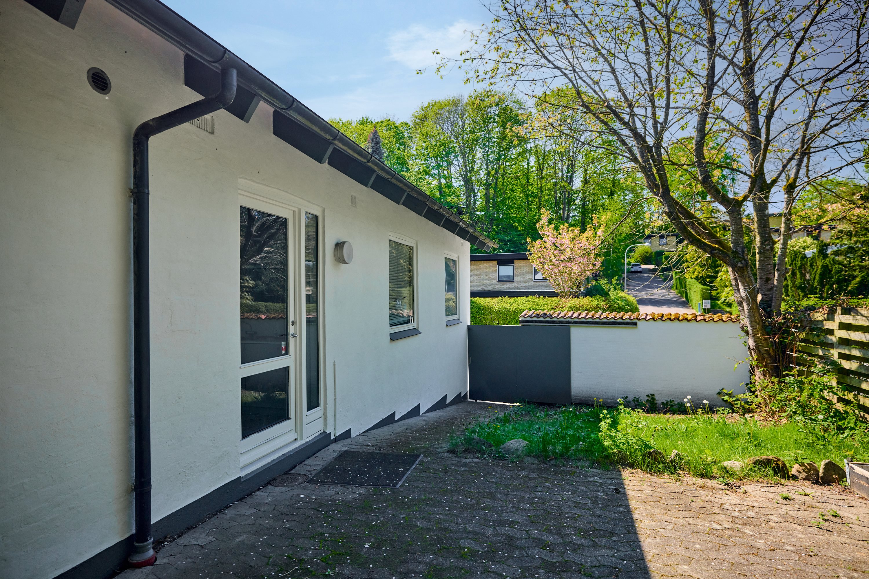 Fremhævet have billede i fuldskærmstilstand. Billede af Langdalsvej 20, 8220 Brabrand