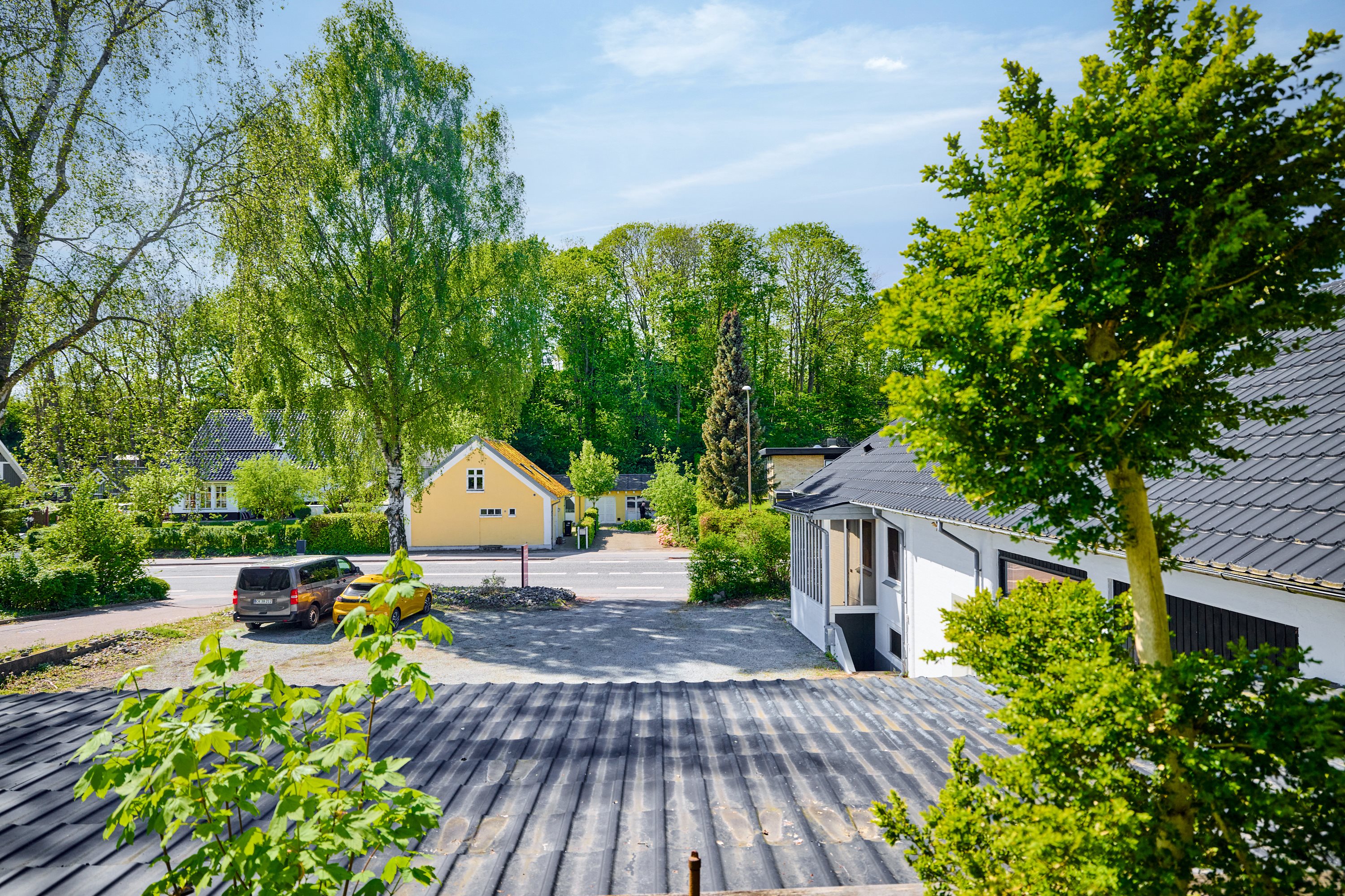 Fremhævet facade billede i fuldskærmstilstand. Billede af Langdalsvej 20, 8220 Brabrand