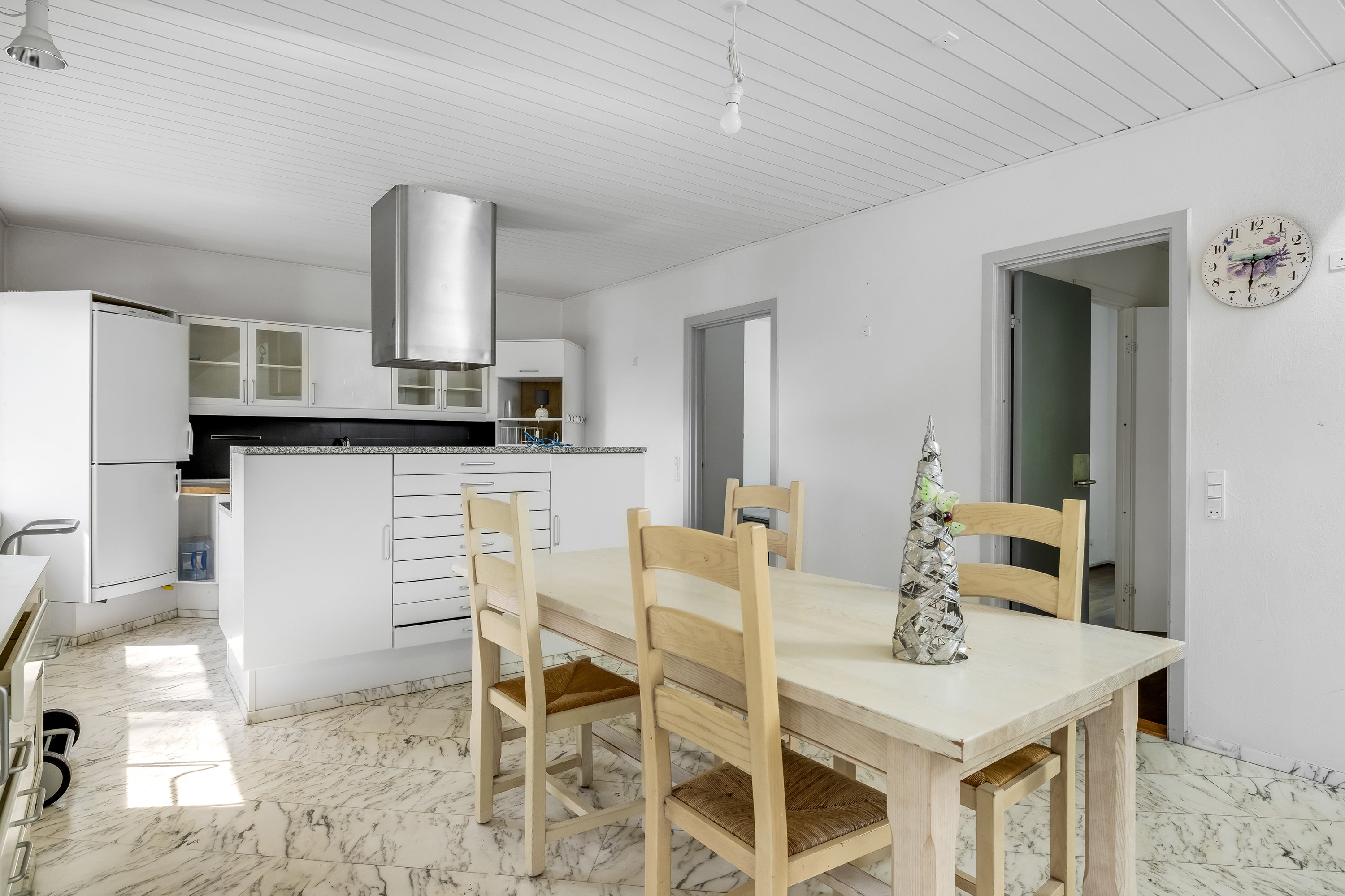 Miniaturebillede 2: køkken alrum. Billede af Langdalsvej 20, 8220 Brabrand