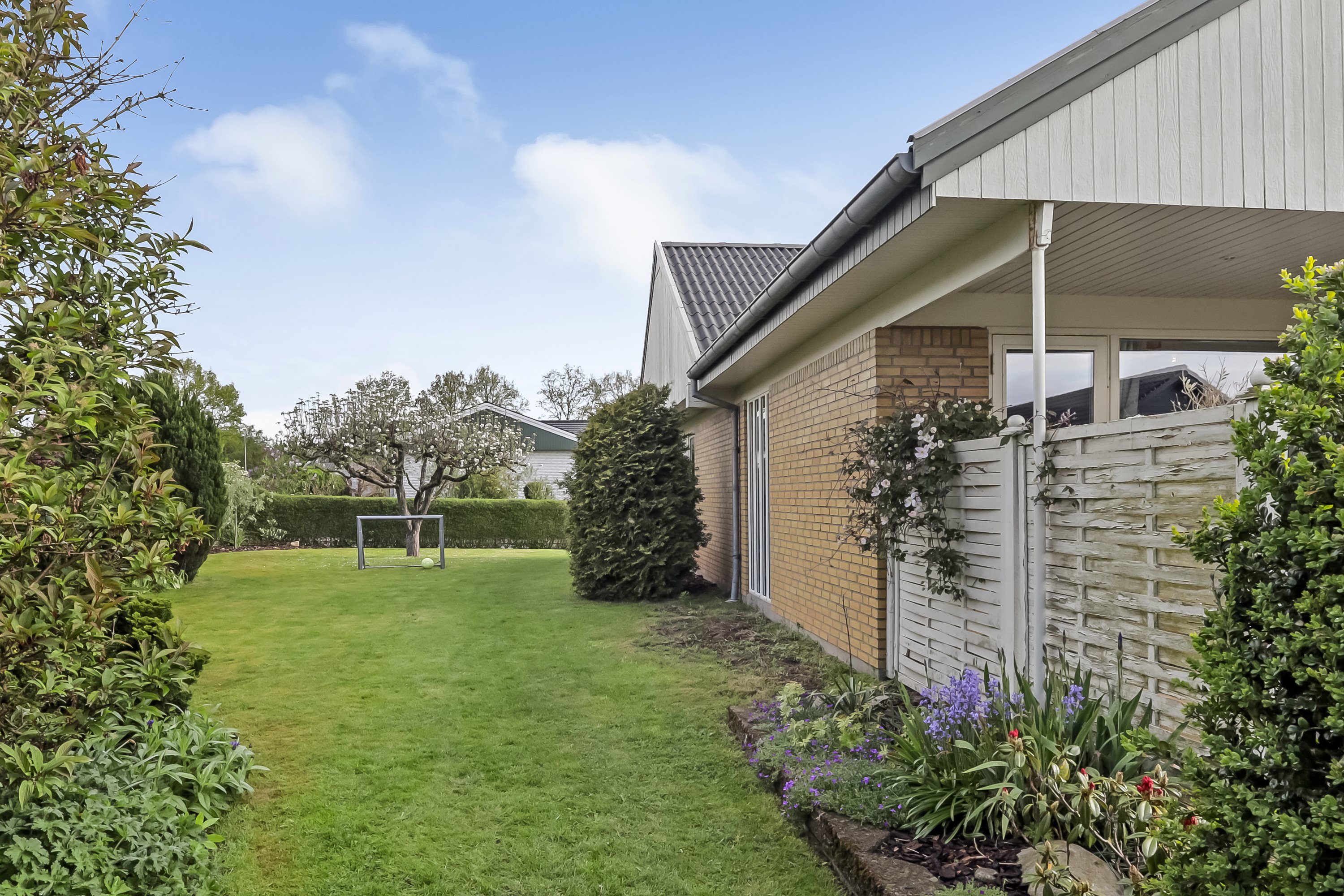 Fremhævet  billede i fuldskærmstilstand. Billede af Rughøjvej 34, Bellinge, 5250 Odense SV