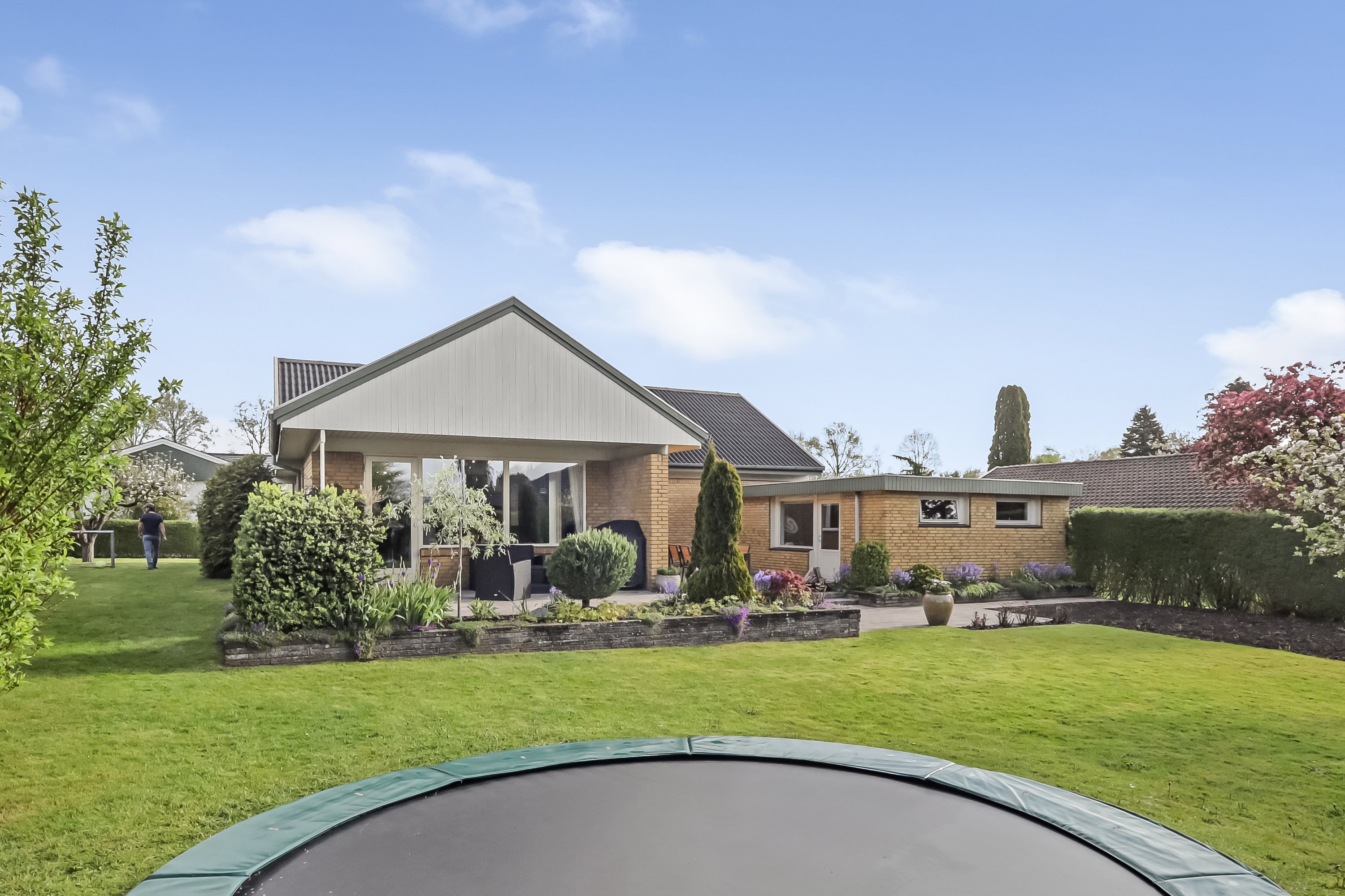 Fremhævet  billede i fuldskærmstilstand. Billede af Rughøjvej 34, Bellinge, 5250 Odense SV