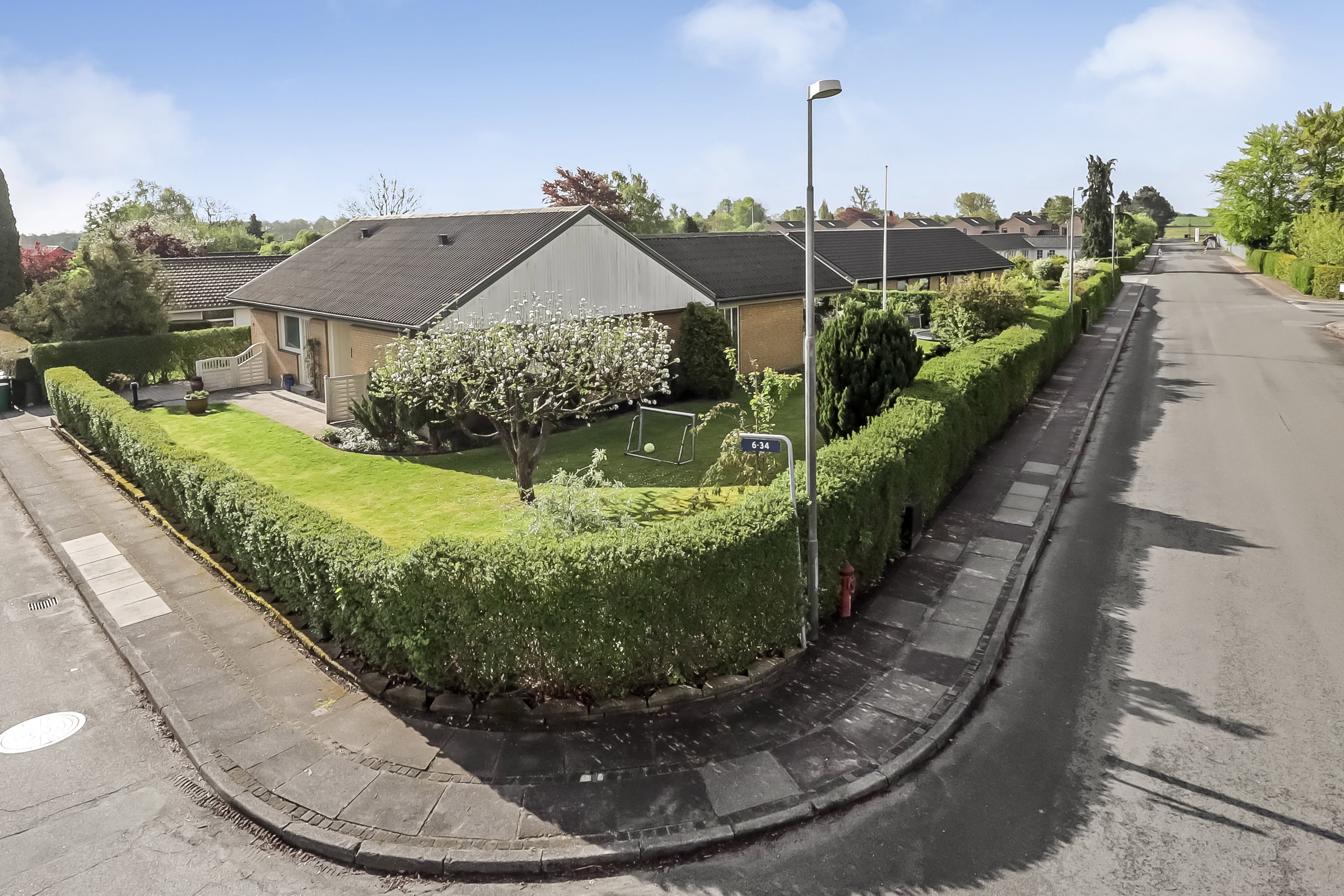 Fremhævet  billede i fuldskærmstilstand. Billede af Rughøjvej 34, Bellinge, 5250 Odense SV