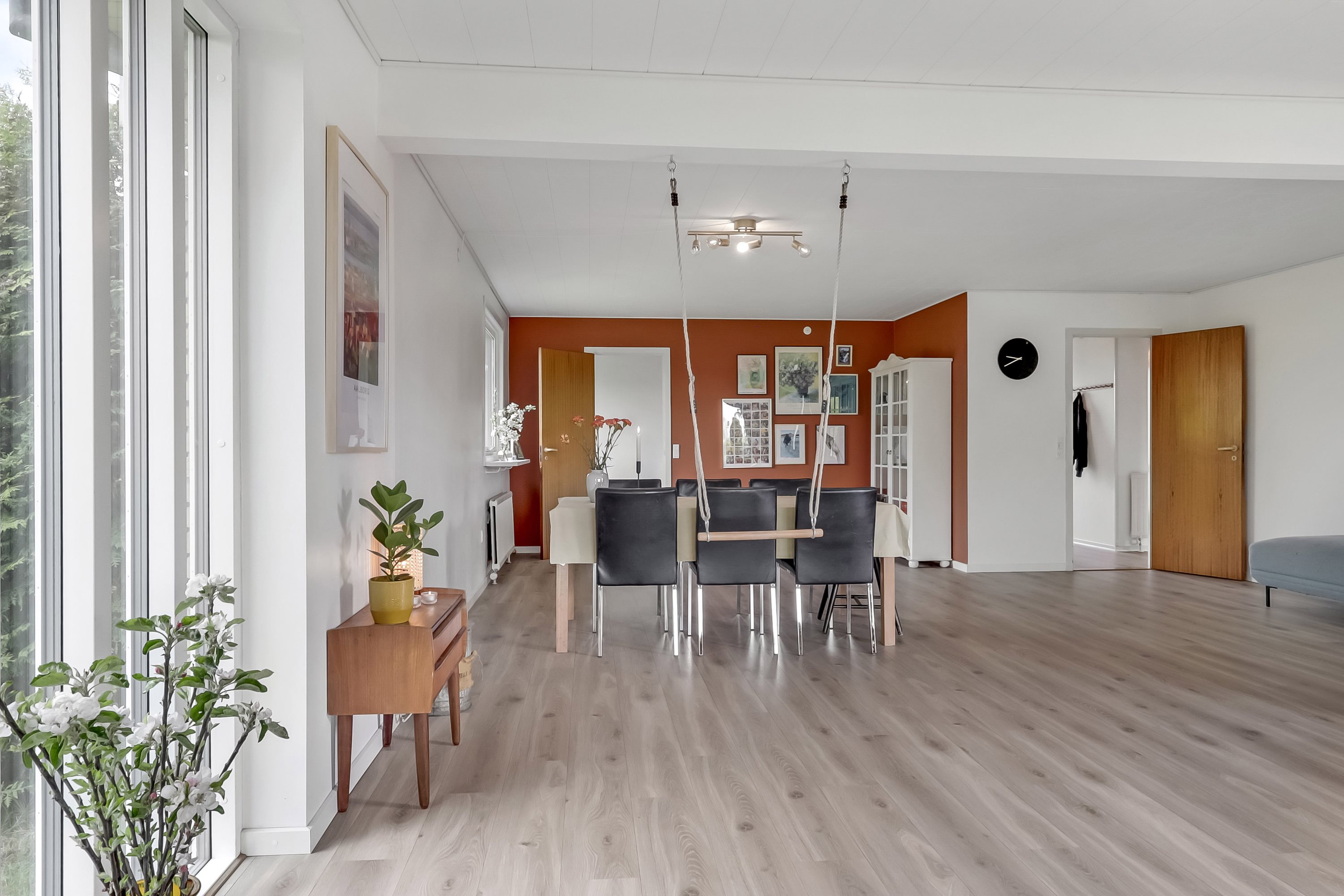 Fremhævet  billede i fuldskærmstilstand. Billede af Rughøjvej 34, Bellinge, 5250 Odense SV