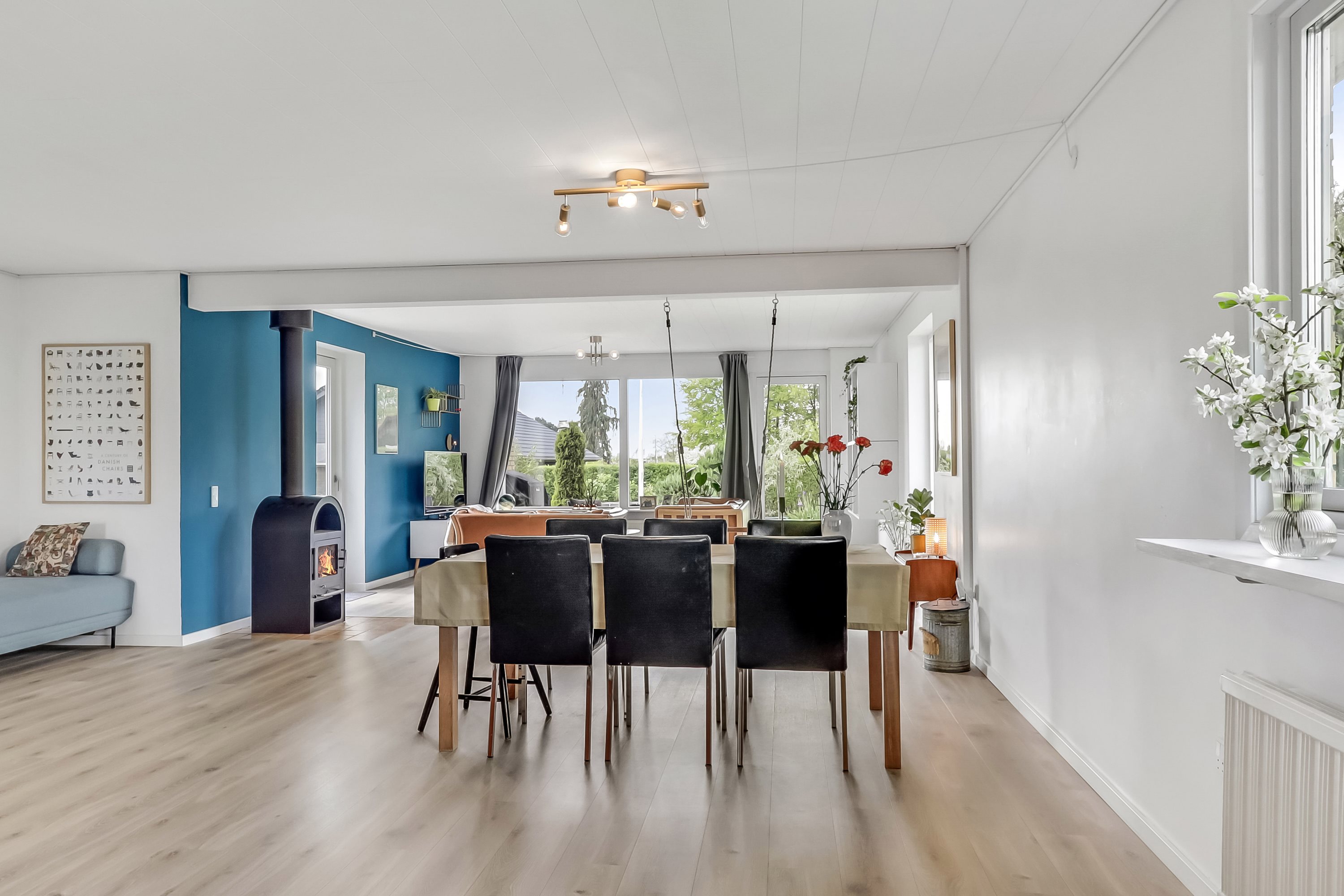 Fremhævet  billede i fuldskærmstilstand. Billede af Rughøjvej 34, Bellinge, 5250 Odense SV