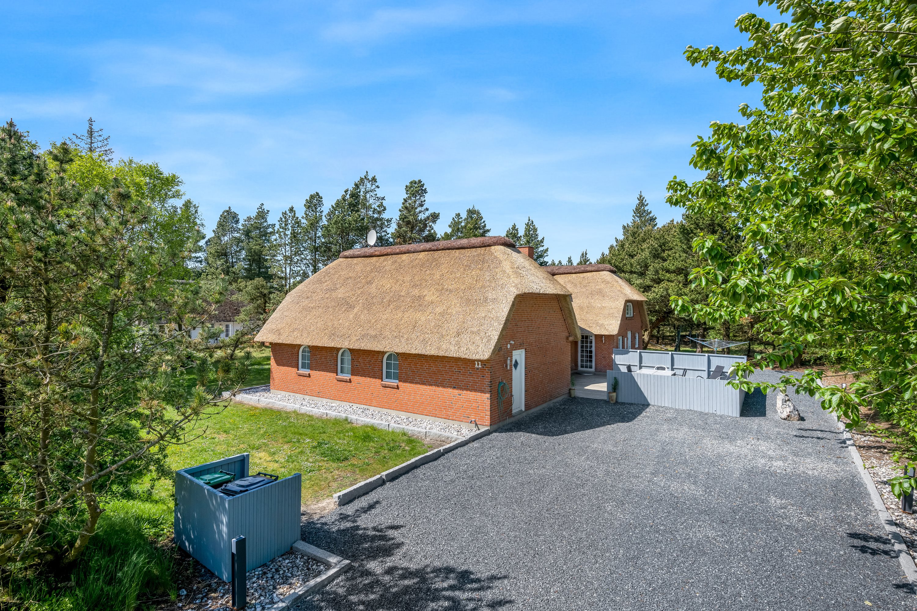 Fremhævet facade billede i fuldskærmstilstand. Billede af Kap Farvel 11, Tvismark, 6792 Rømø