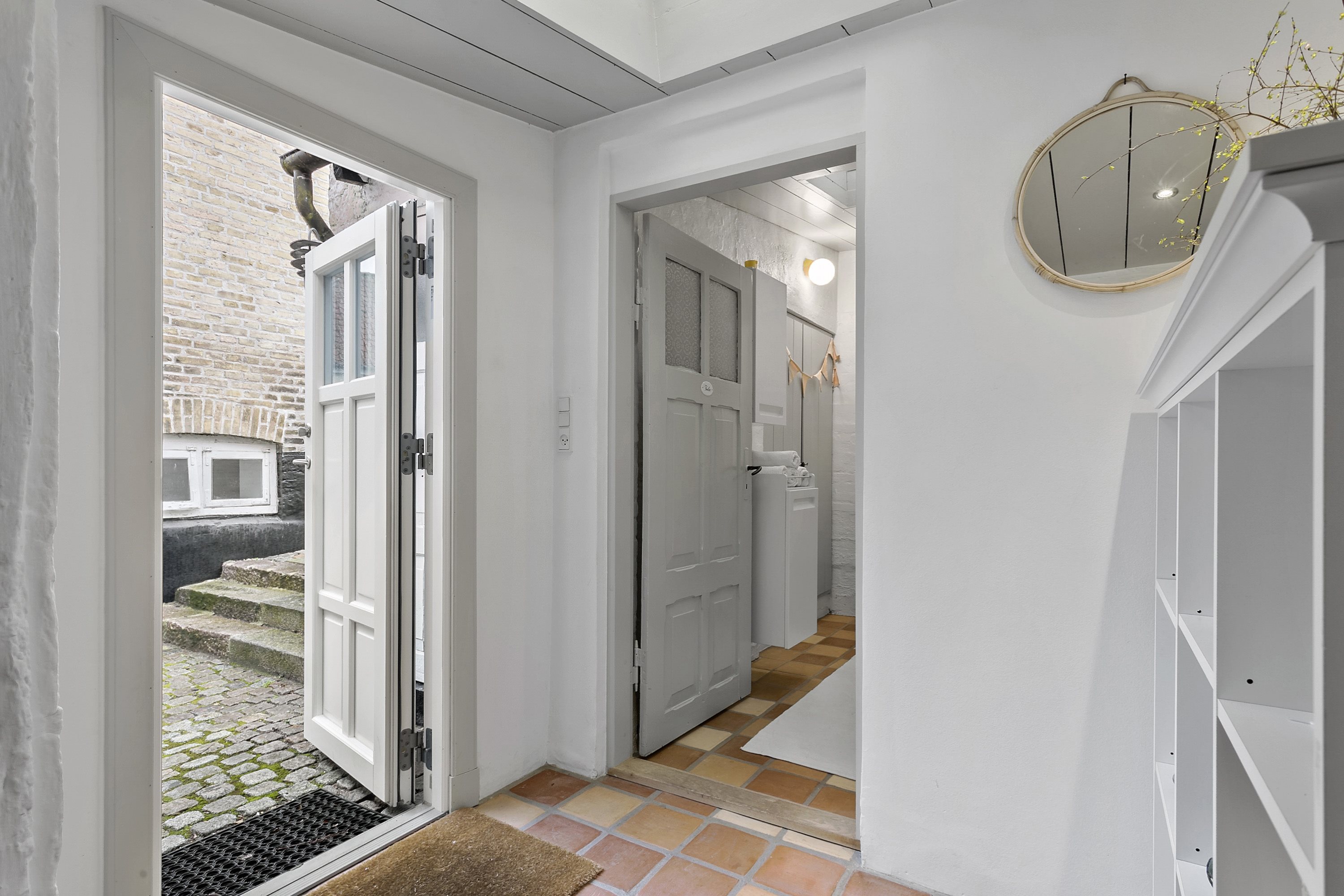 Fremhævet entré billede i fuldskærmstilstand. Billede af Hægersgade 1, 6100 Haderslev