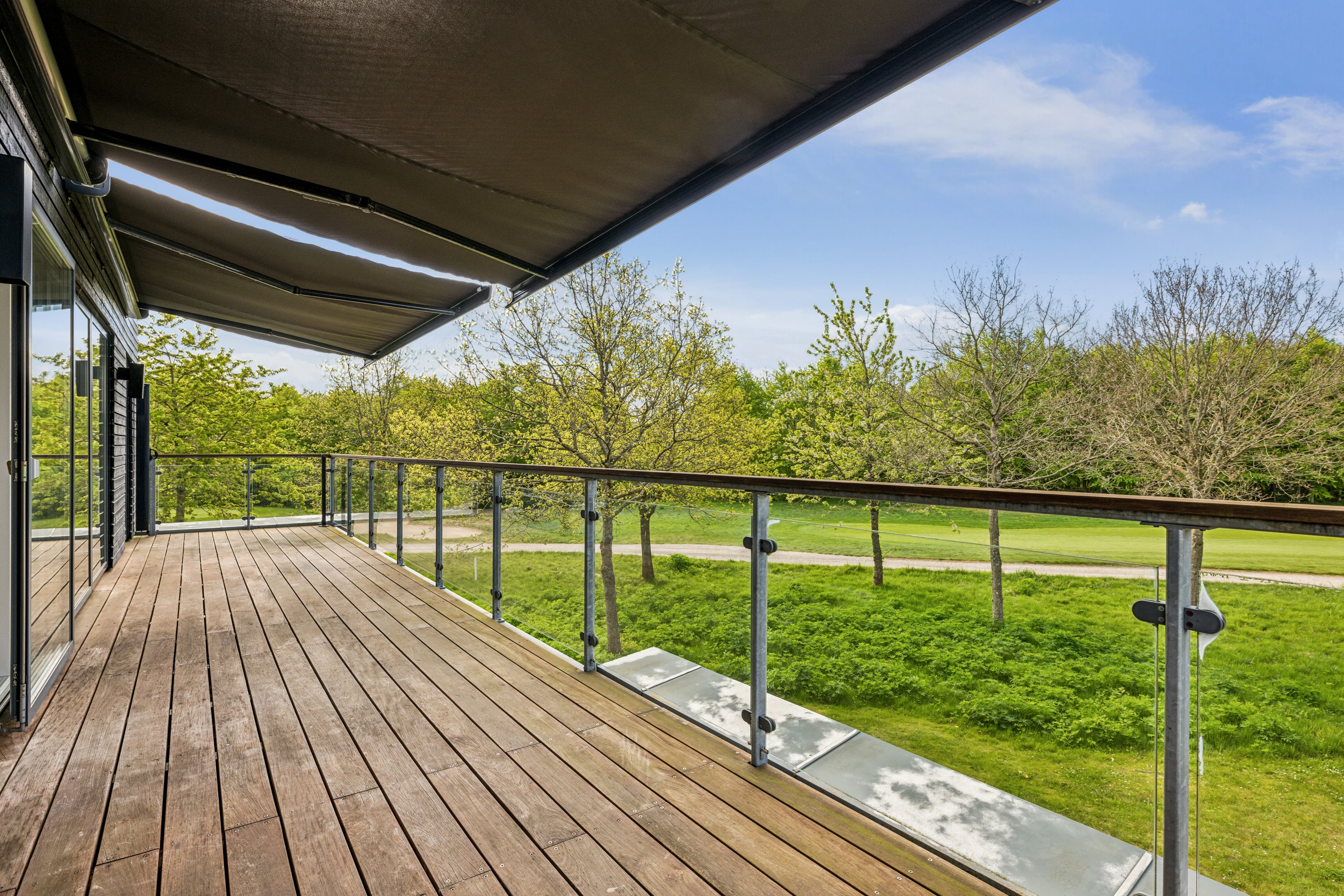 Fremhævet altan billede i fuldskærmstilstand. Billede af Lübker Allé 13, 1., 8581 Nimtofte