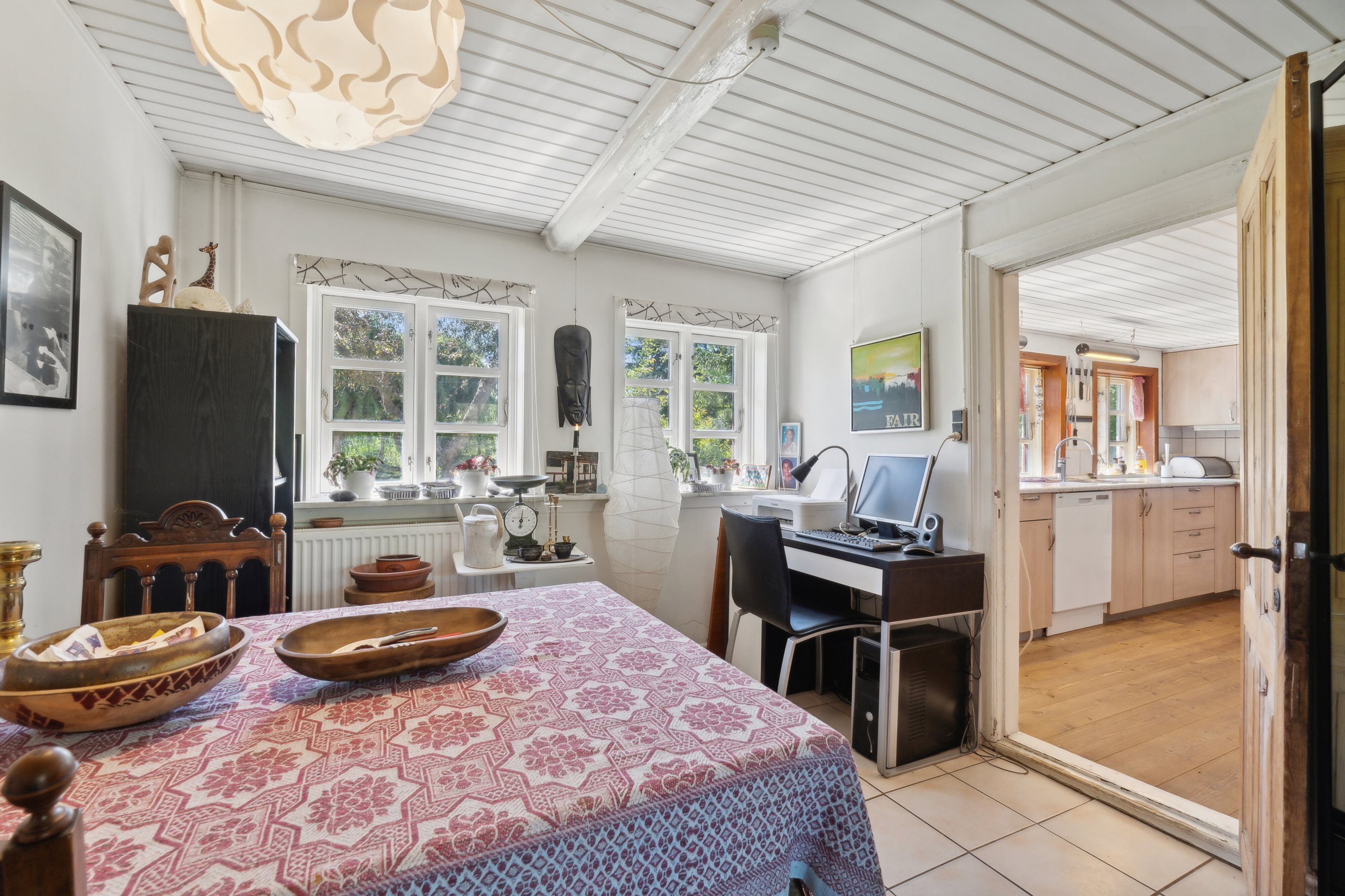 Fremhævet spisestue billede i fuldskærmstilstand. Billede af Selleshøjvænget 6, Højby, 5260 Odense S