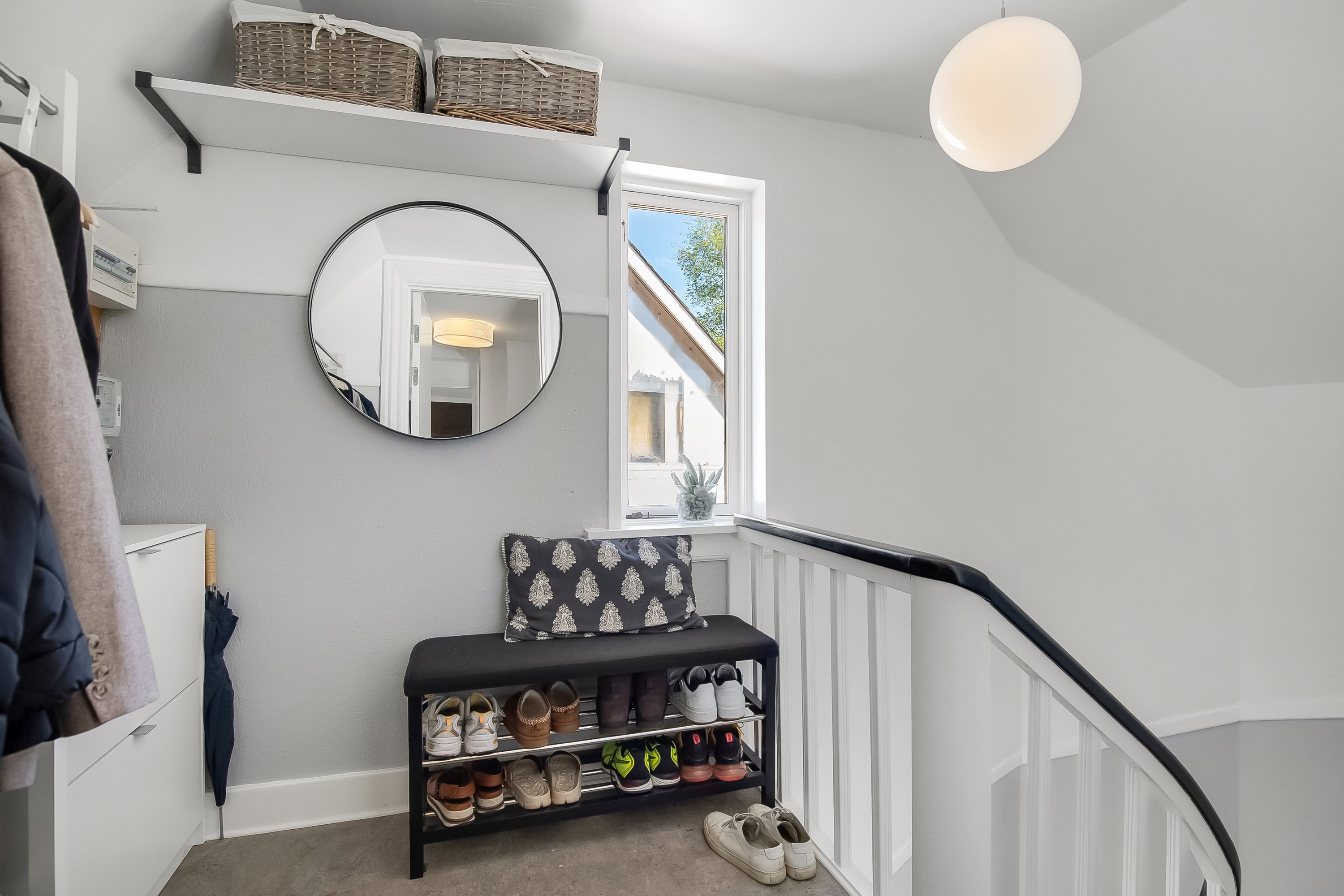 Fremhævet opgang billede i fuldskærmstilstand. Billede af Grejsdalsvej 72, 1., Grejsdalen, 7100 Vejle