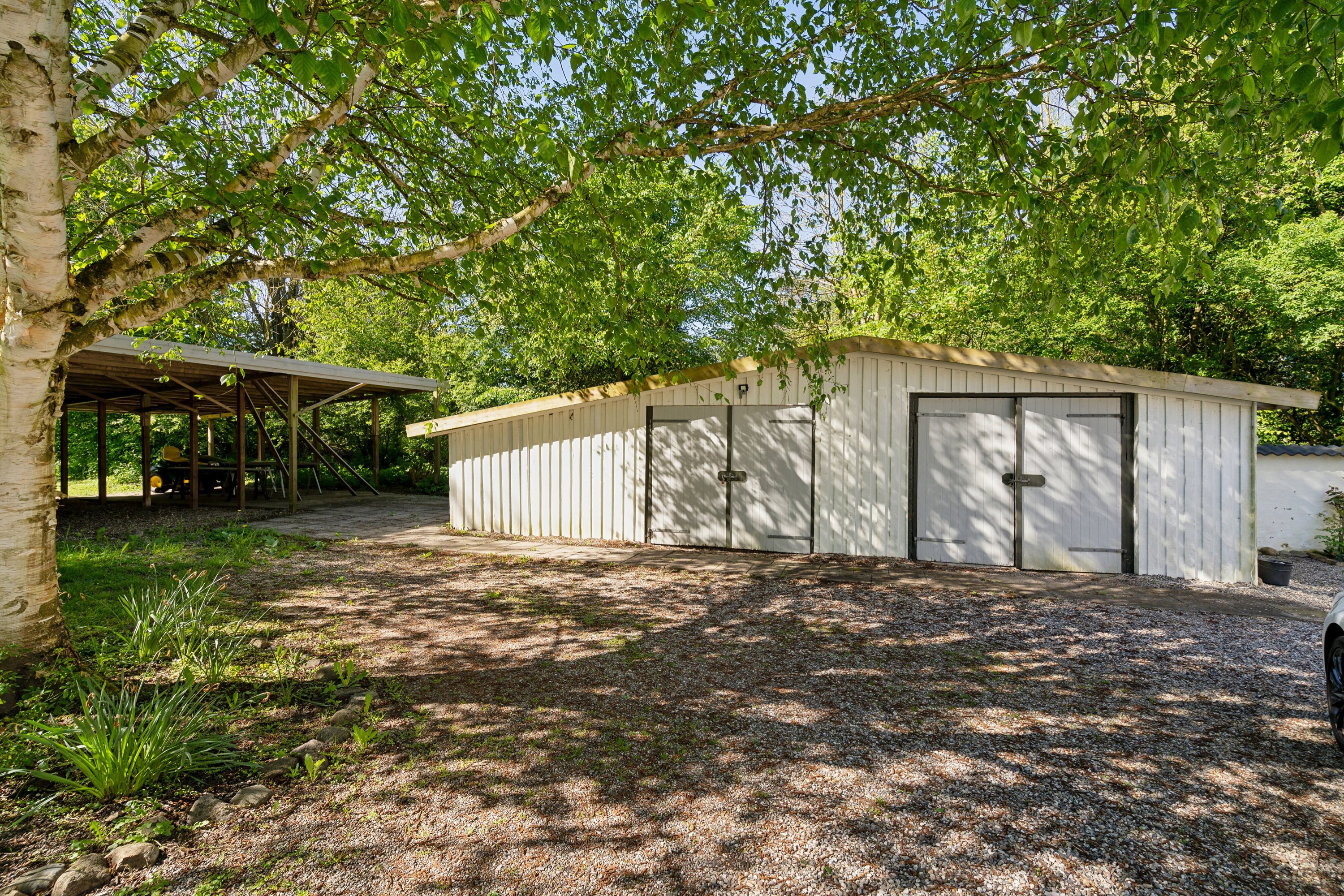 Fremhævet set fra vejen billede i fuldskærmstilstand. Billede af Volderslev Bygade 7B, Volderslev, 5260 Odense S