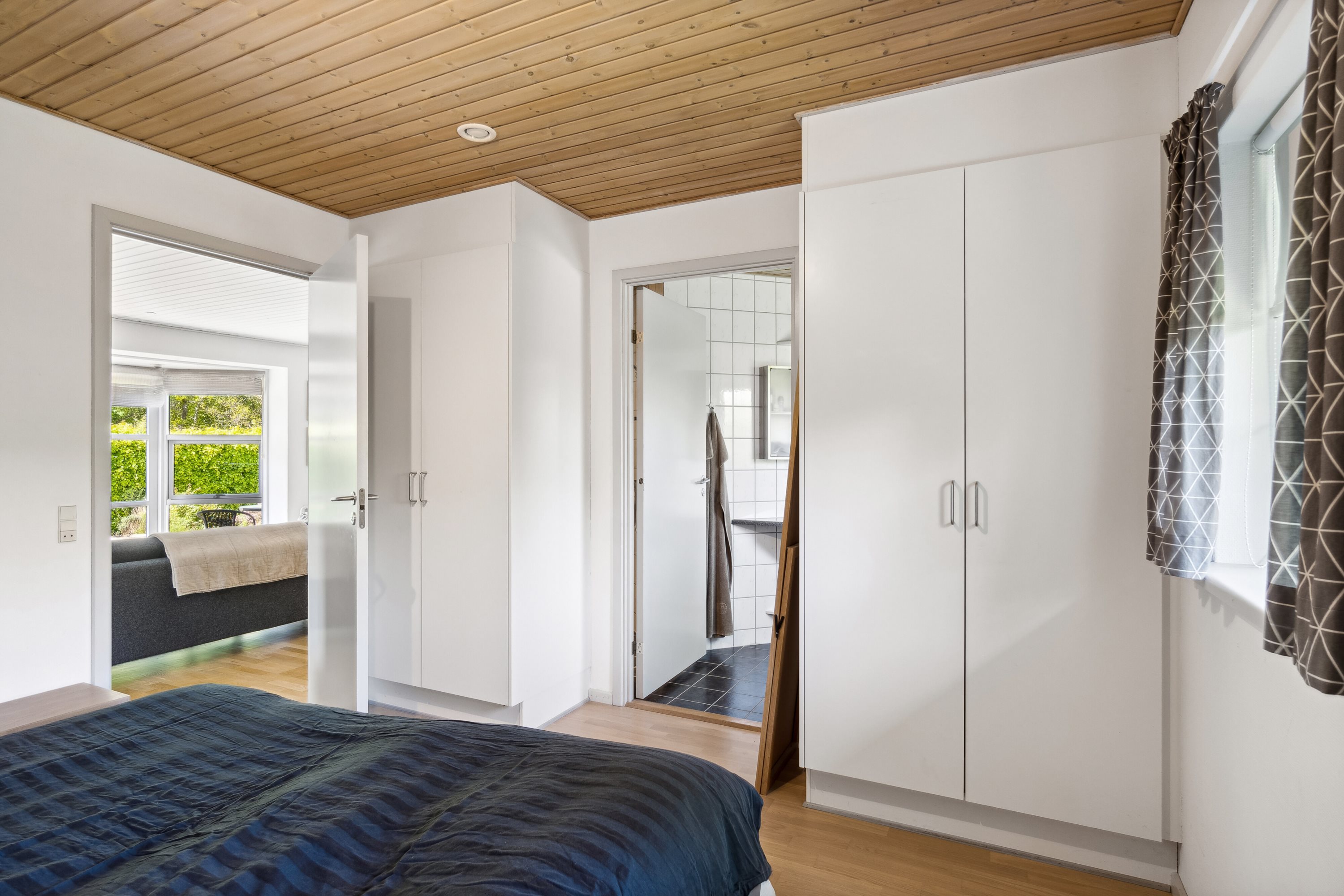 Fremhævet soveværelse billede i fuldskærmstilstand. Billede af Bushøjvej 217, 8270 Højbjerg