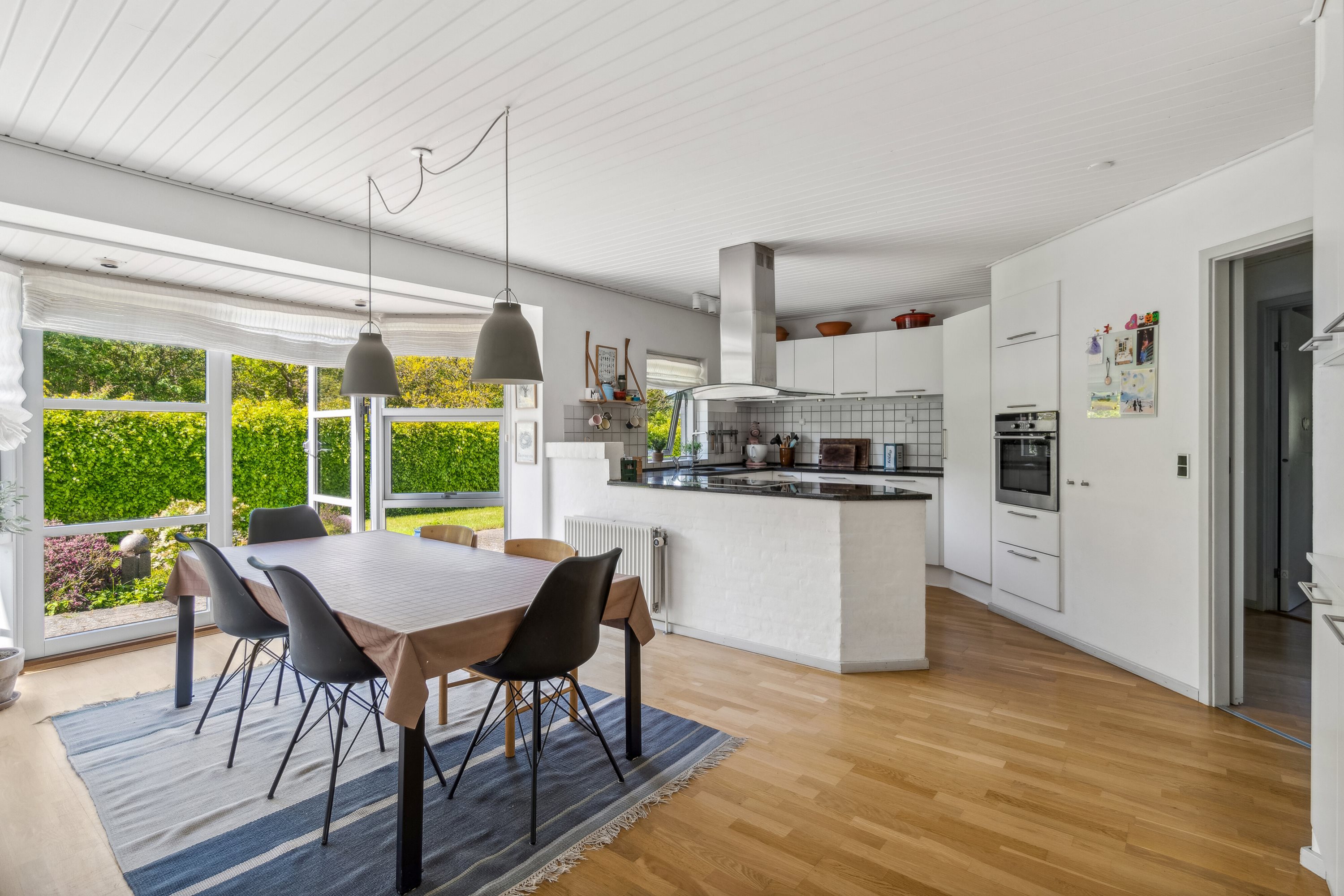 Fremhævet køkken alrum billede i fuldskærmstilstand. Billede af Bushøjvej 217, 8270 Højbjerg