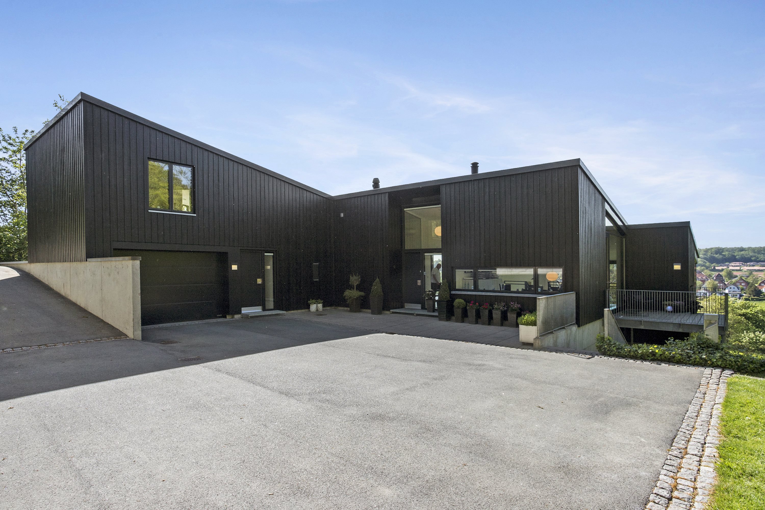 Fremhævet ejendommen billede i fuldskærmstilstand. Billede af Dambjerg 23, 6200 Aabenraa