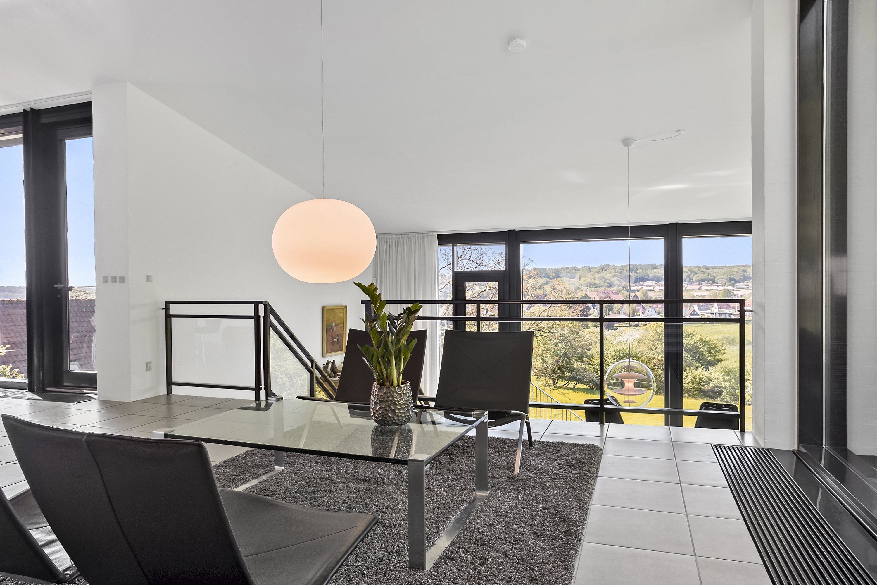 Fremhævet stue billede i fuldskærmstilstand. Billede af Dambjerg 23, 6200 Aabenraa