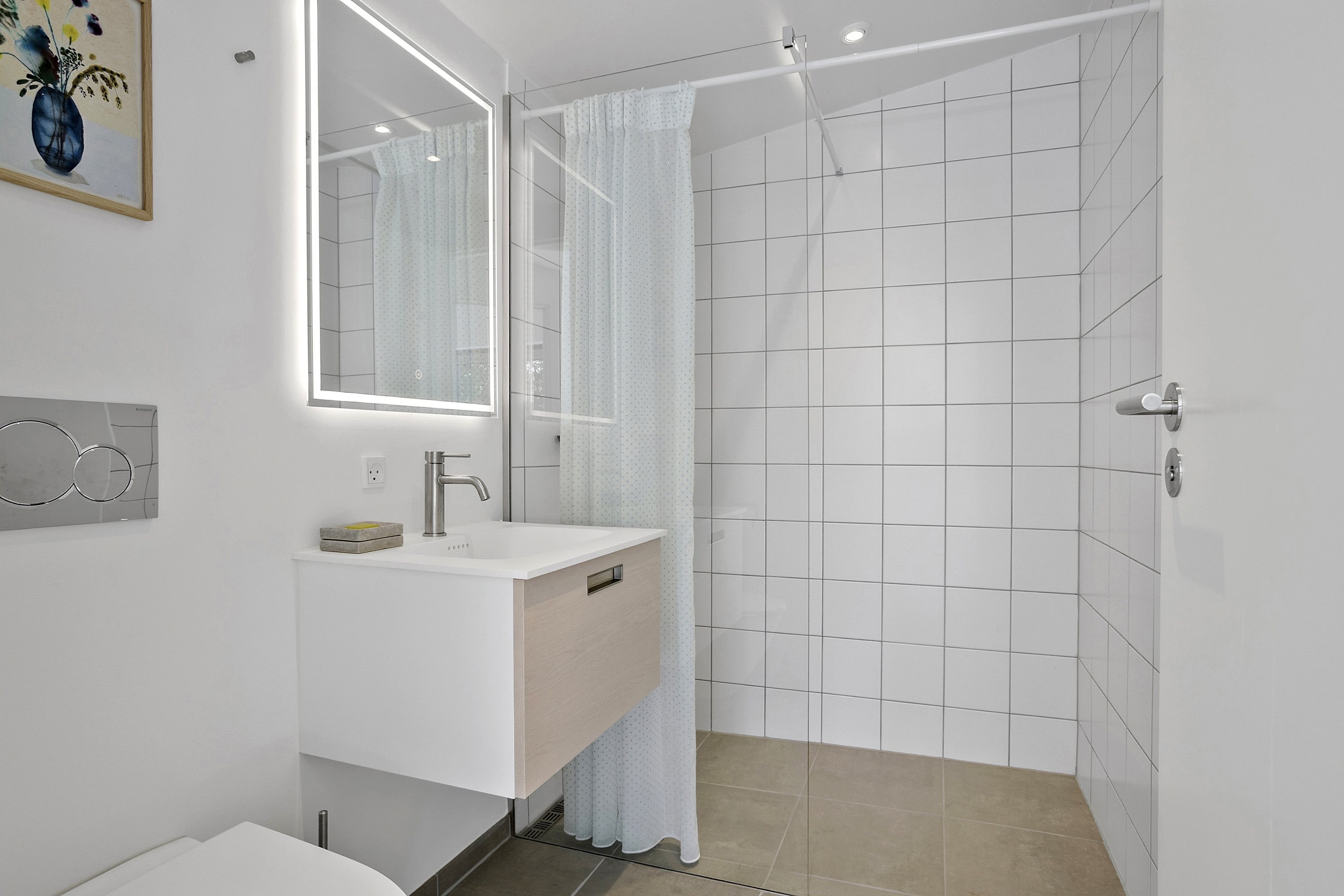 Fremhævet badeværelse billede i fuldskærmstilstand. Billede af Dambjerg 23, 6200 Aabenraa