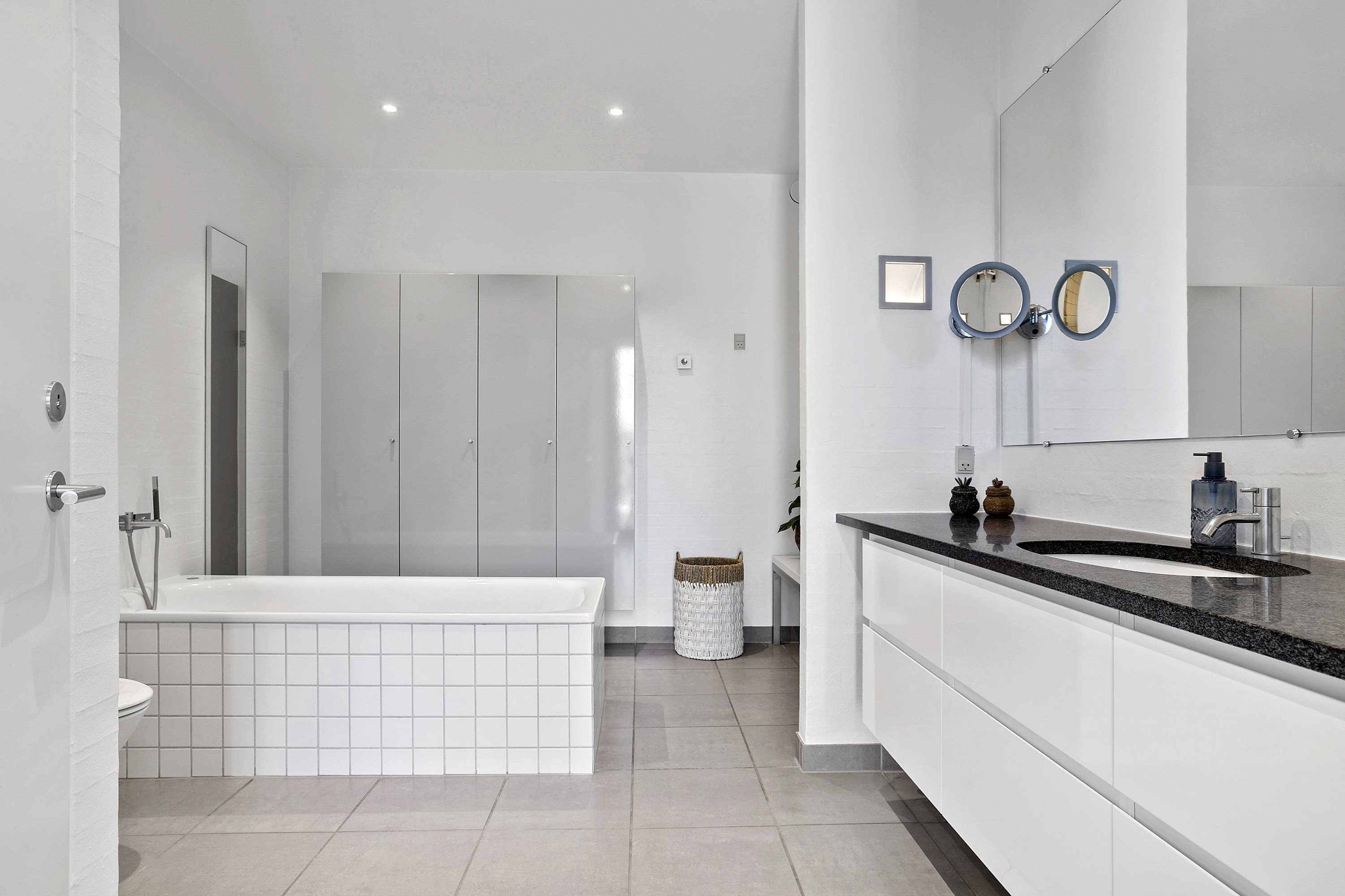 Fremhævet badeværelse billede i fuldskærmstilstand. Billede af Dambjerg 23, 6200 Aabenraa