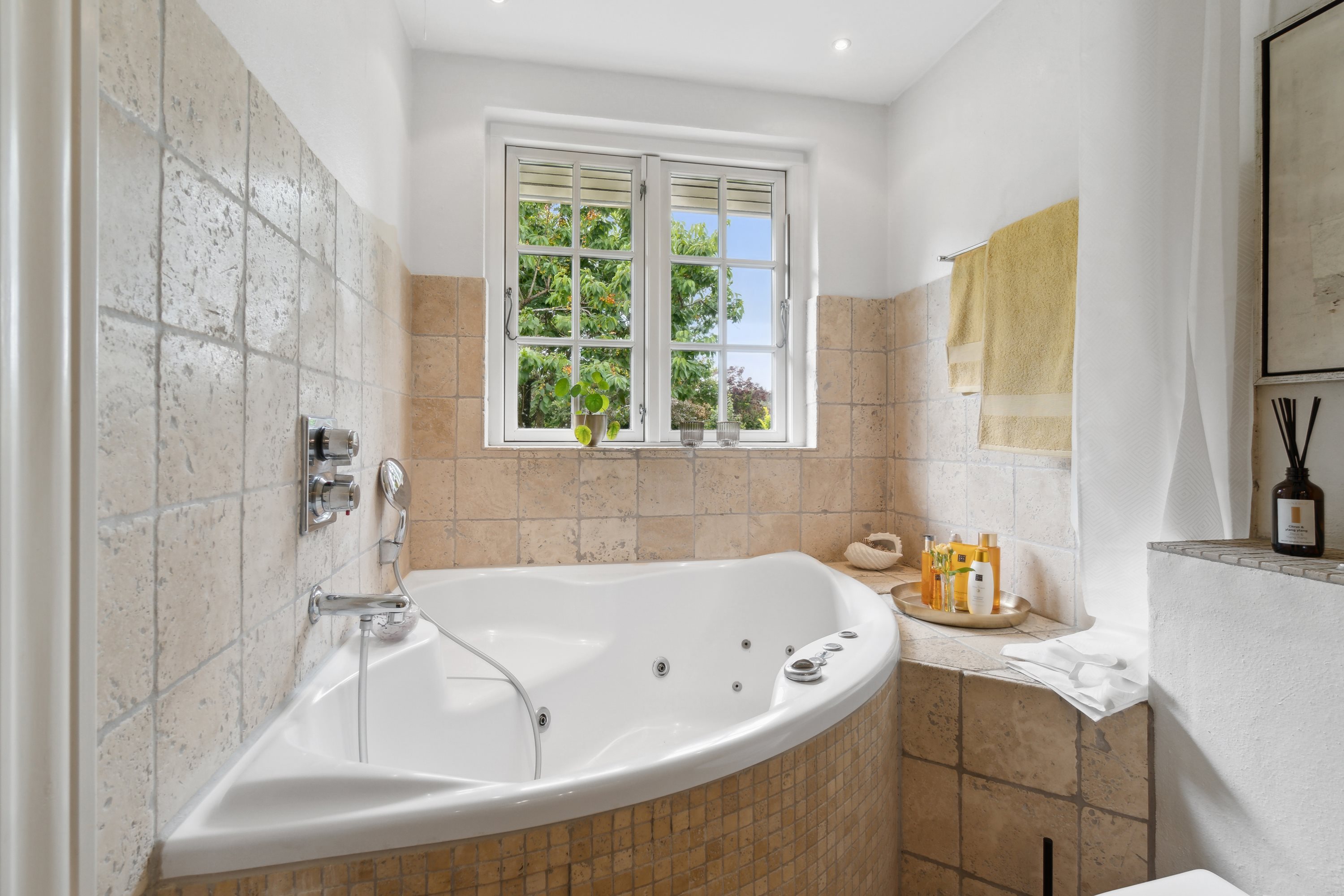 Fremhævet  billede i fuldskærmstilstand. Billede af Pilevænget 11, Tommerup St, 5690 Tommerup