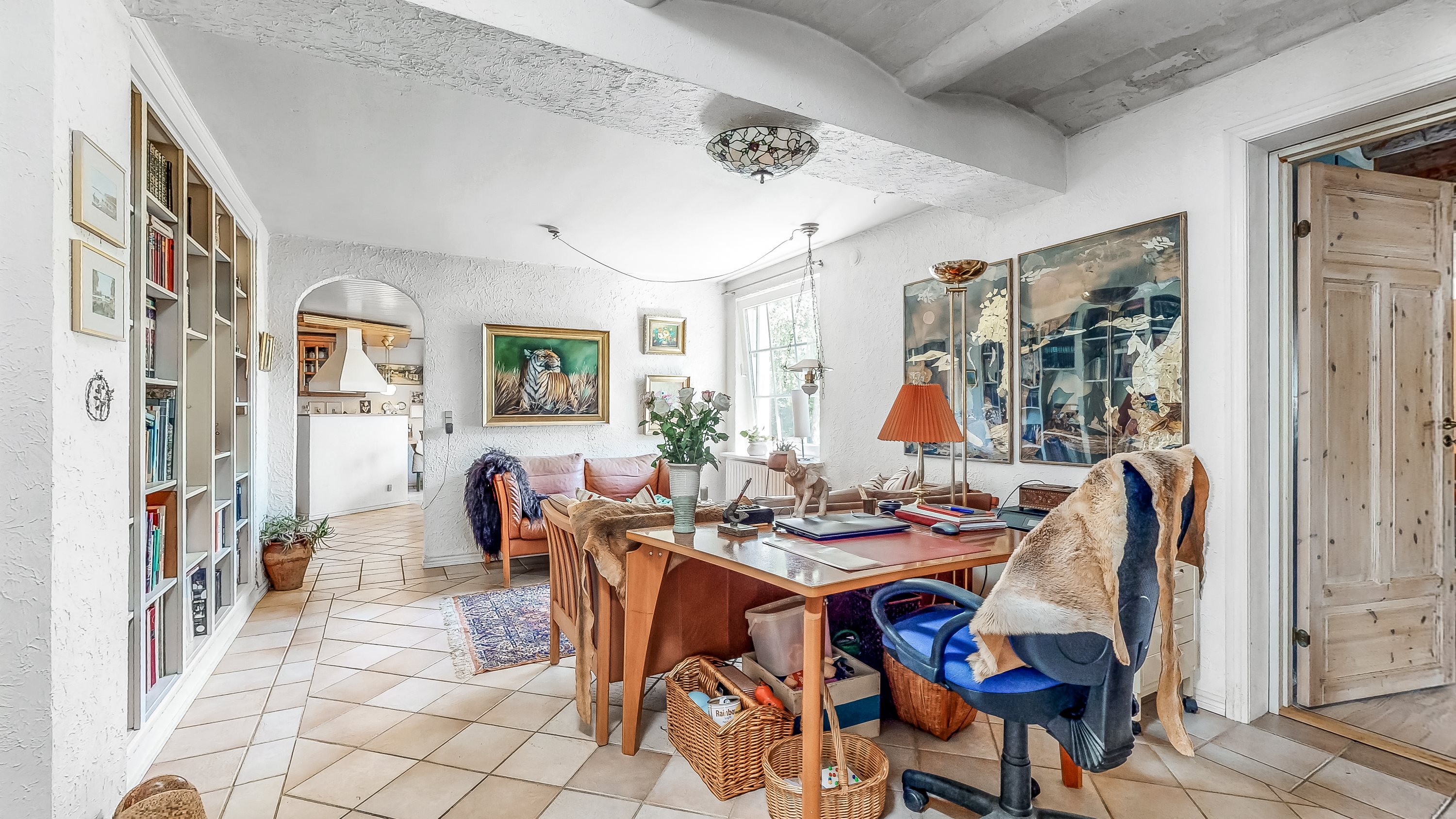 Fremhævet stue billede i fuldskærmstilstand. Billede af Tinghøjvej 44, Vammen, 8830 Tjele