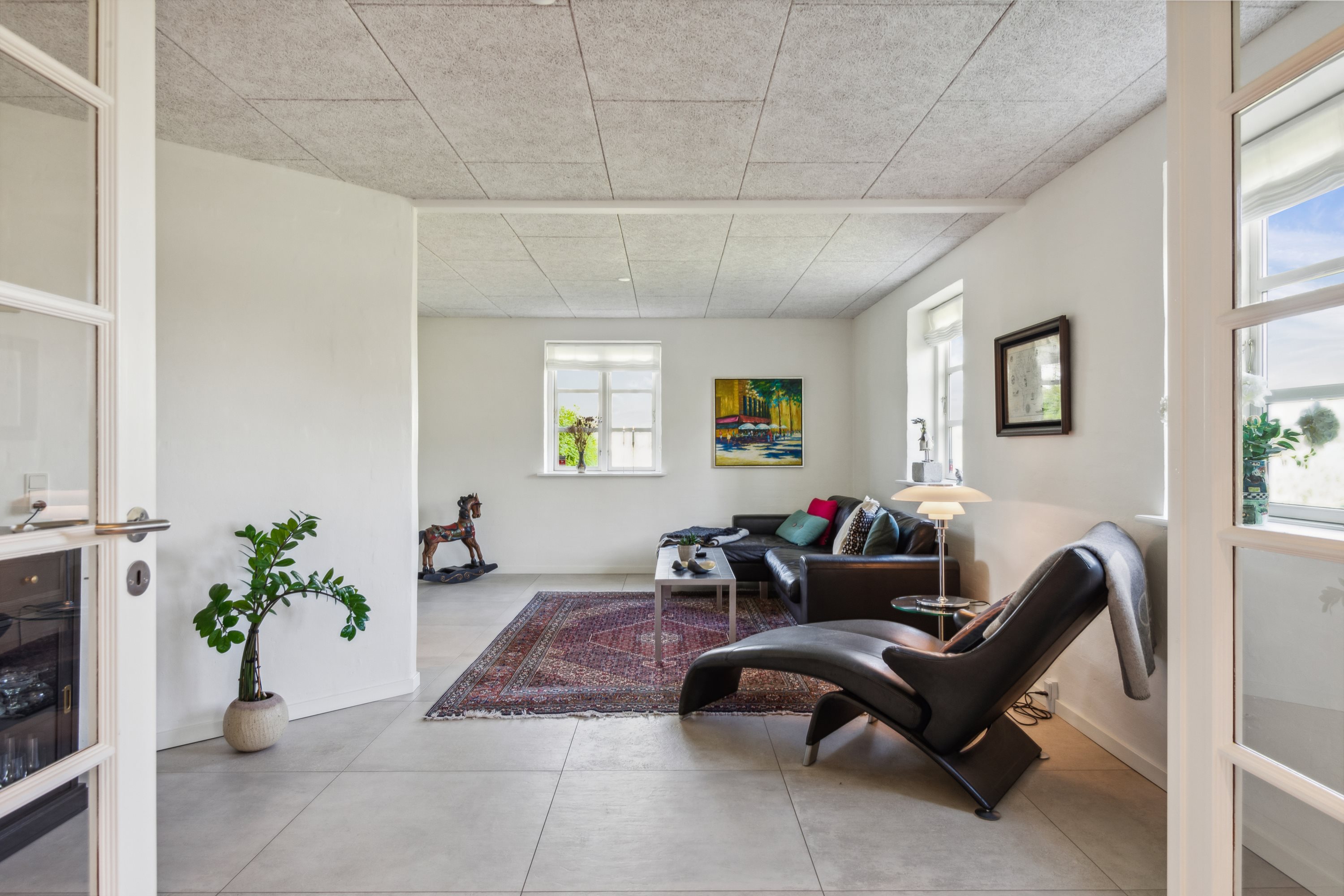 Fremhævet stue billede i fuldskærmstilstand. Billede af Nørholmsvej 194, 9000 Aalborg