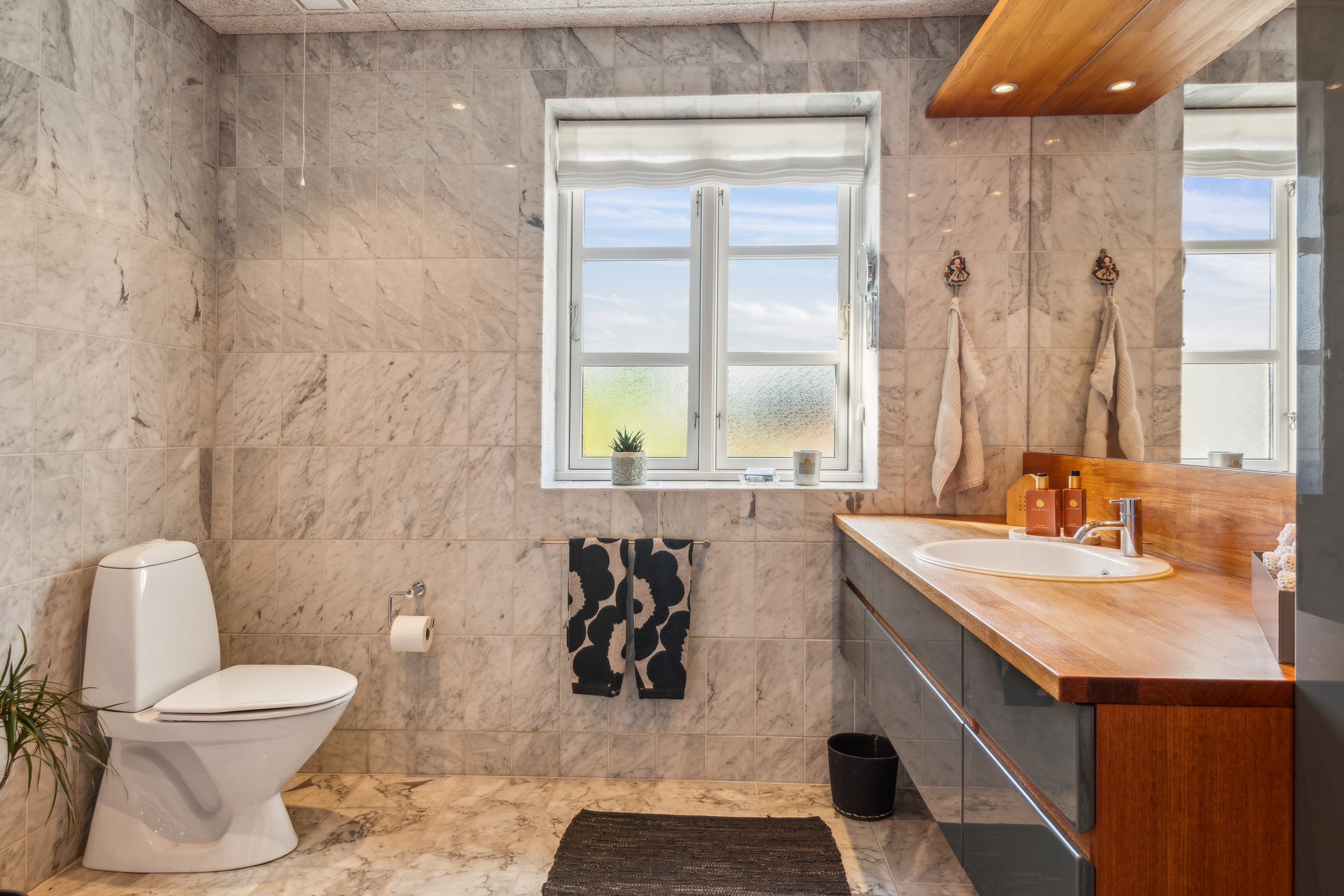 Fremhævet badeværelse billede i fuldskærmstilstand. Billede af Nørholmsvej 194, 9000 Aalborg