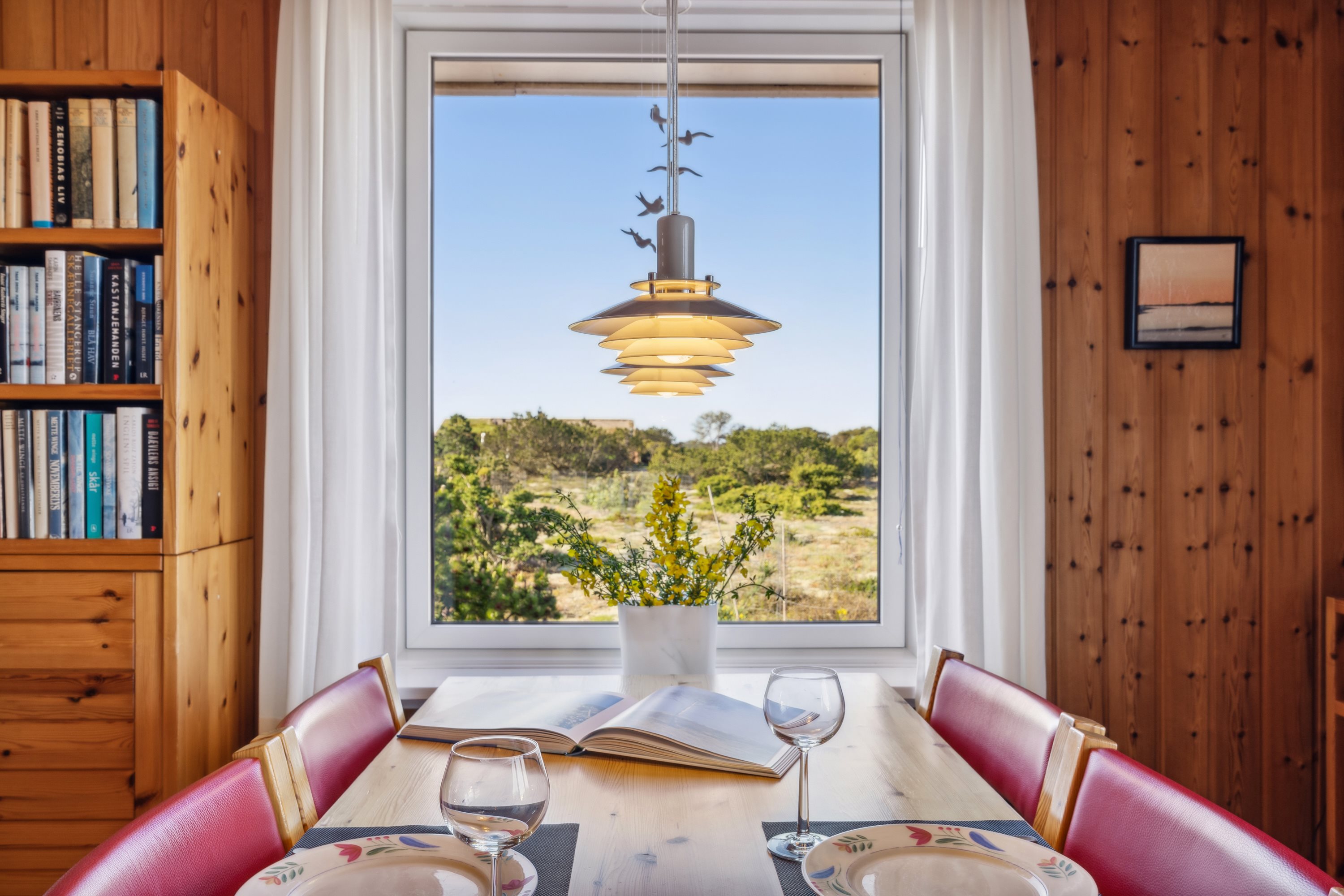 Fremhævet stue billede i fuldskærmstilstand. Billede af Kistehøjvej 11, 8592 Anholt