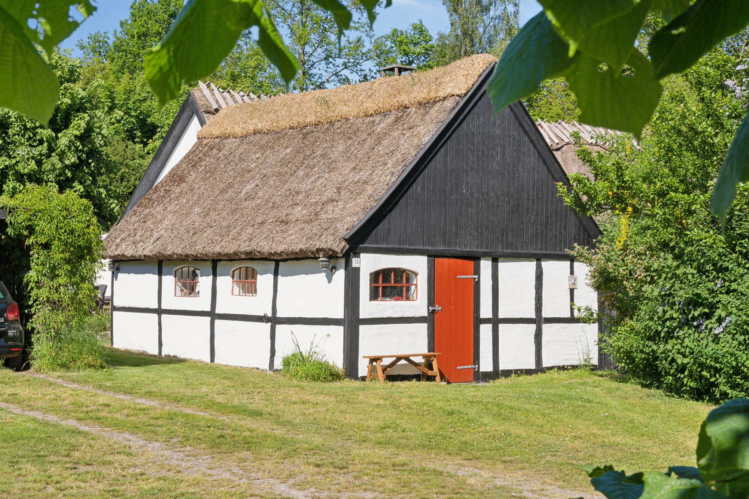 Fremhævet set fra haven billede i fuldskærmstilstand. Billede af Stormgårdsvej 13, Skuldelev, 4050 Skibby