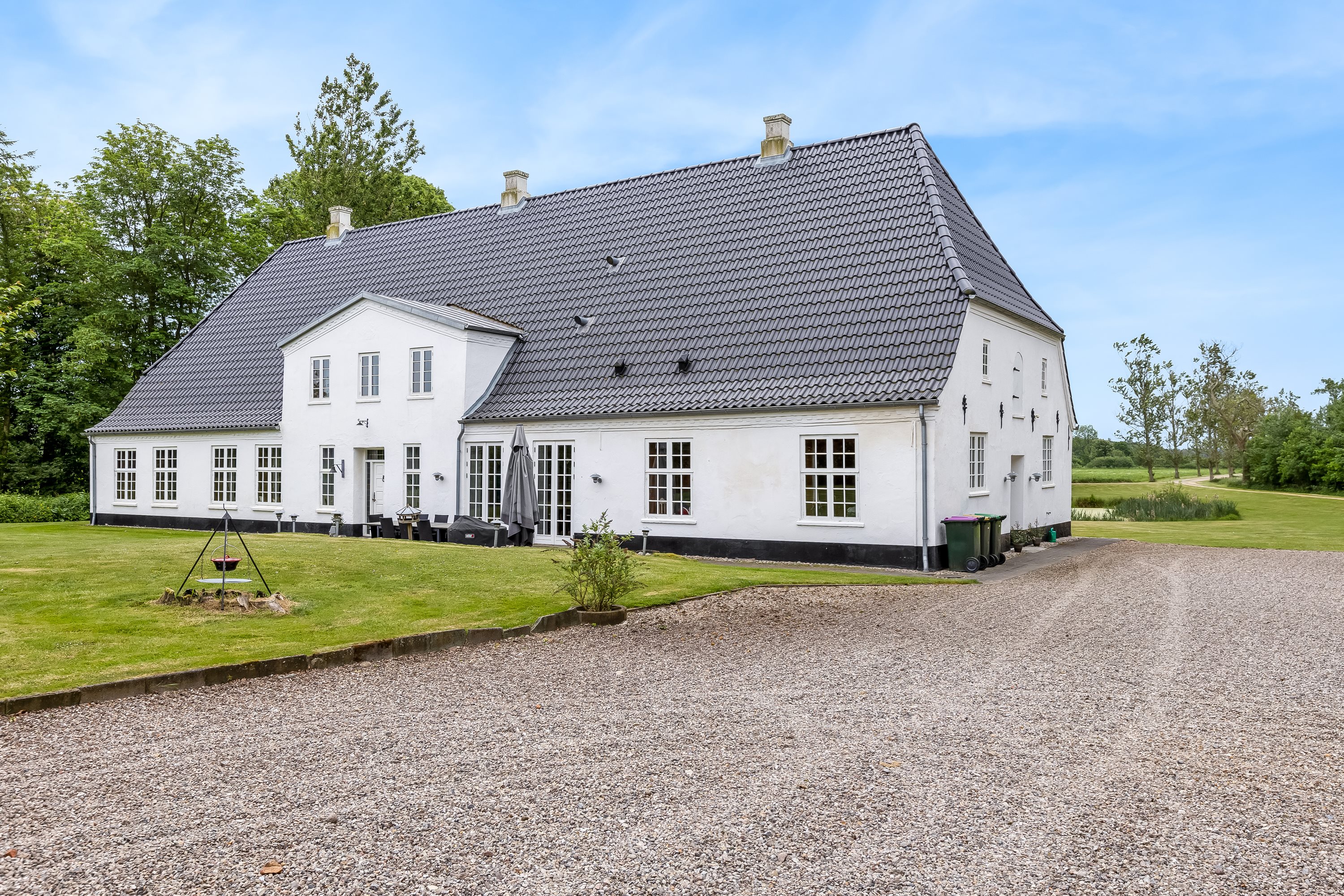 Fremhævet facade billede i fuldskærmstilstand. Billede af Flensborglandevej 44, St Tønde, 6270 Tønder