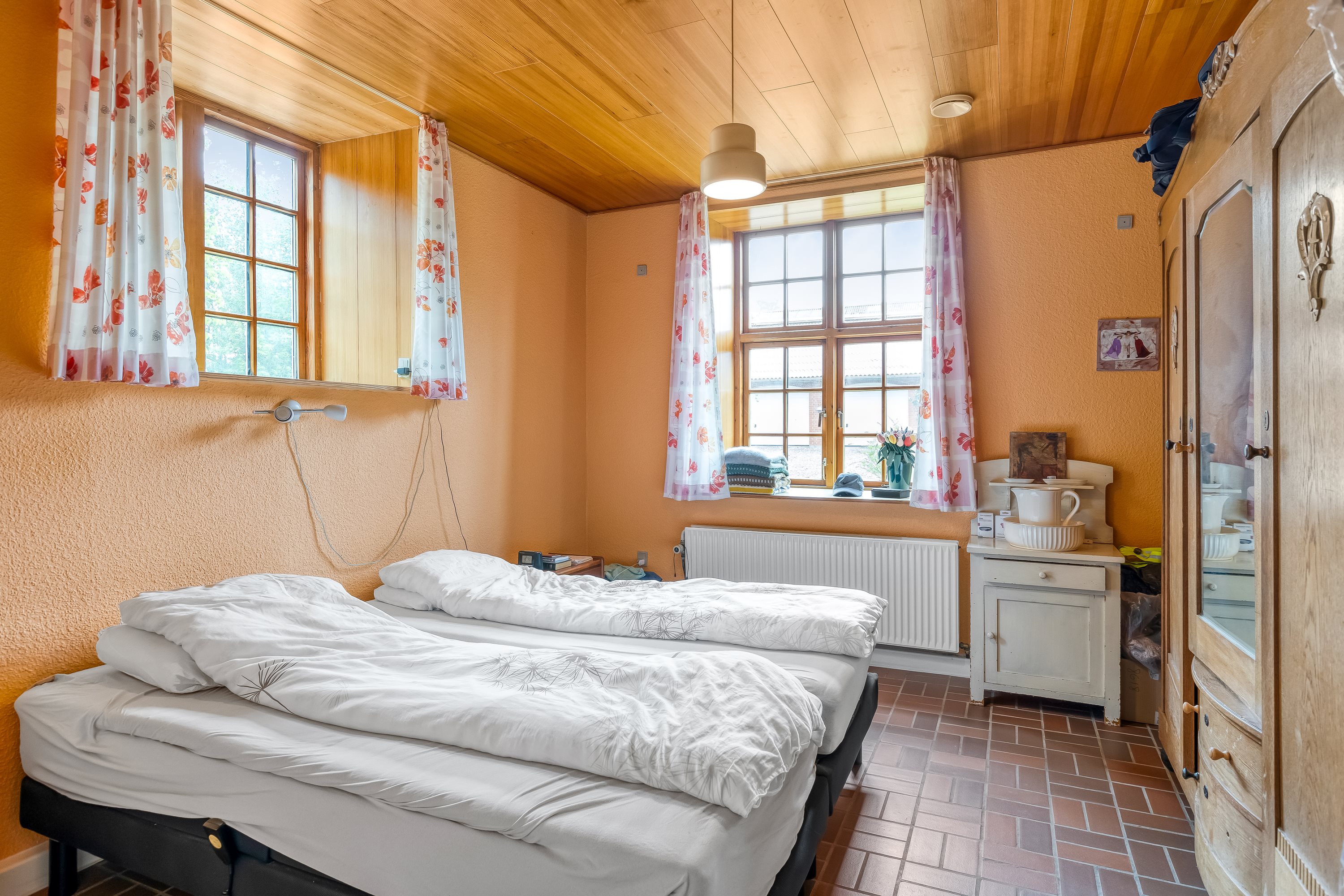 Fremhævet soveværelse billede i fuldskærmstilstand. Billede af Flensborglandevej 44, St Tønde, 6270 Tønder